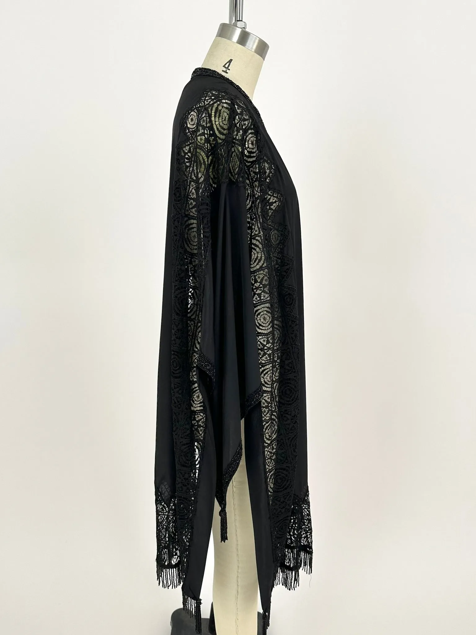 20s Beaded Lace Shawl*