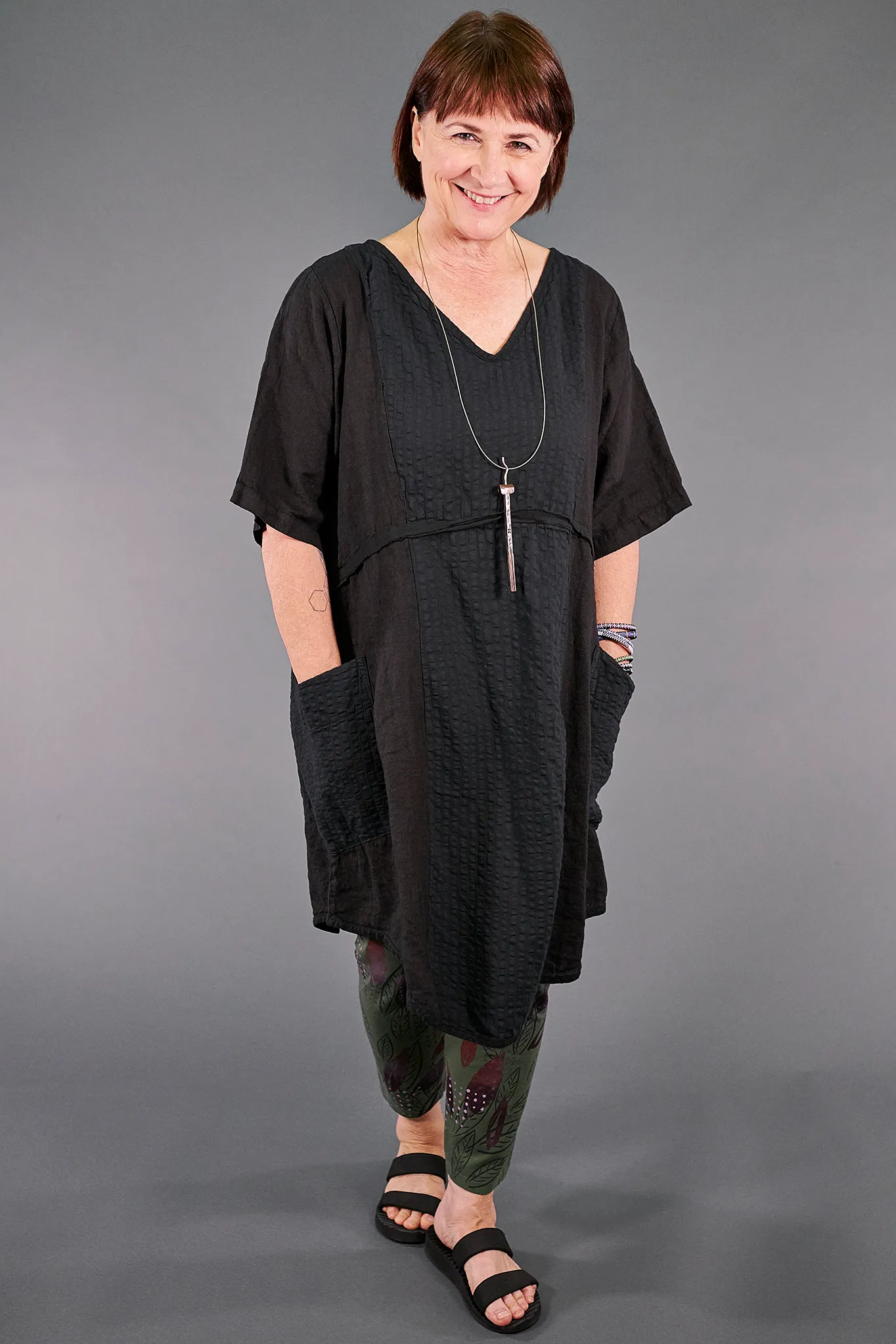 2240 Heart and Soul Tunic Black-U