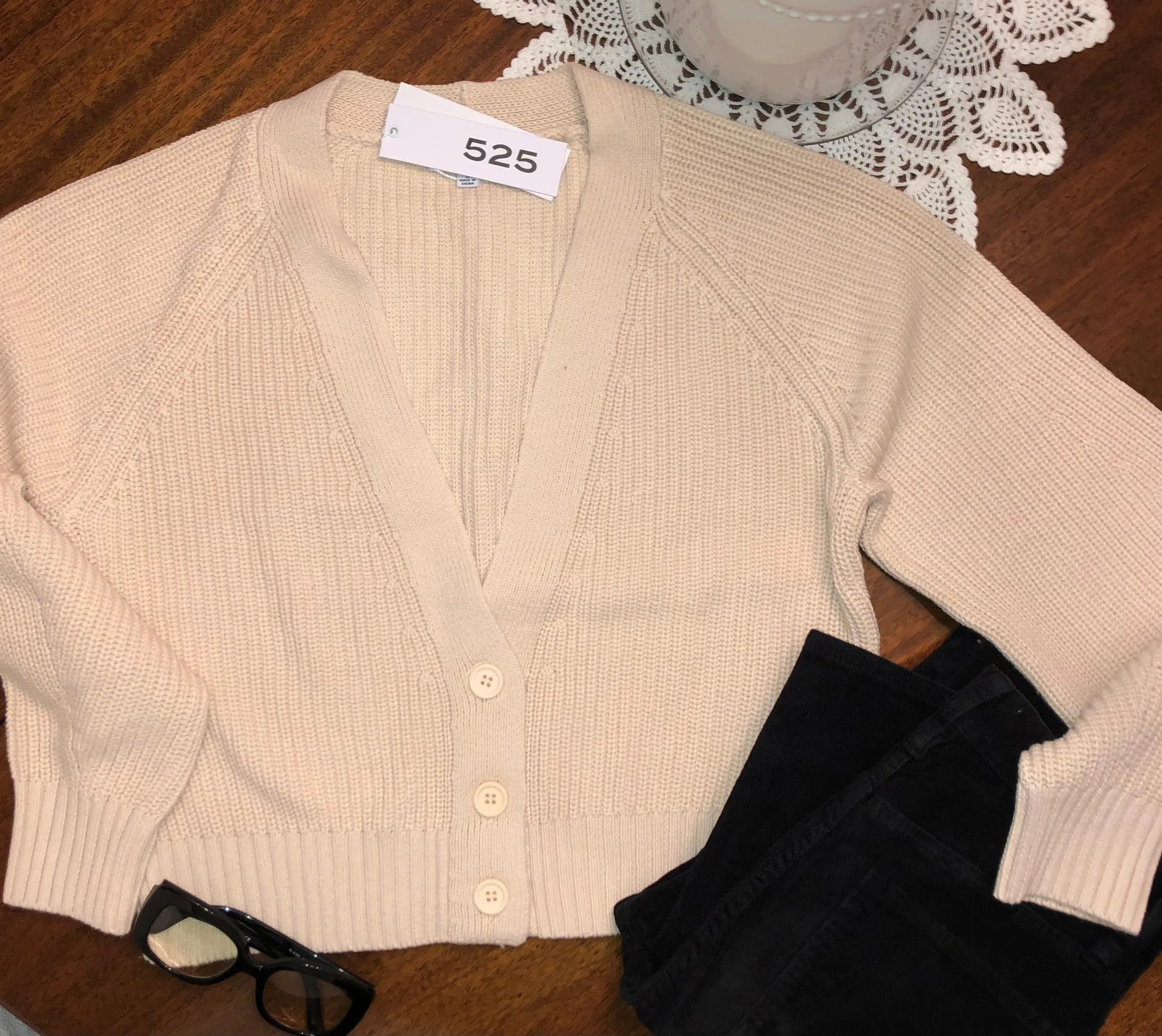 525 COTTON V NECK SWEATER