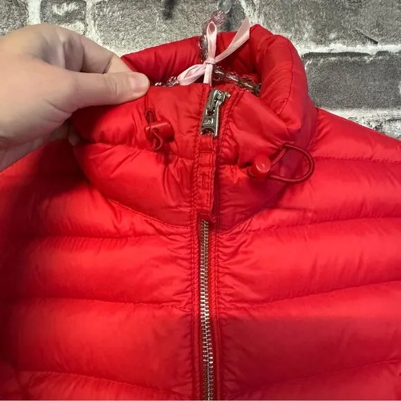 Abercrombie &amp; Fitch puffer coat down series red