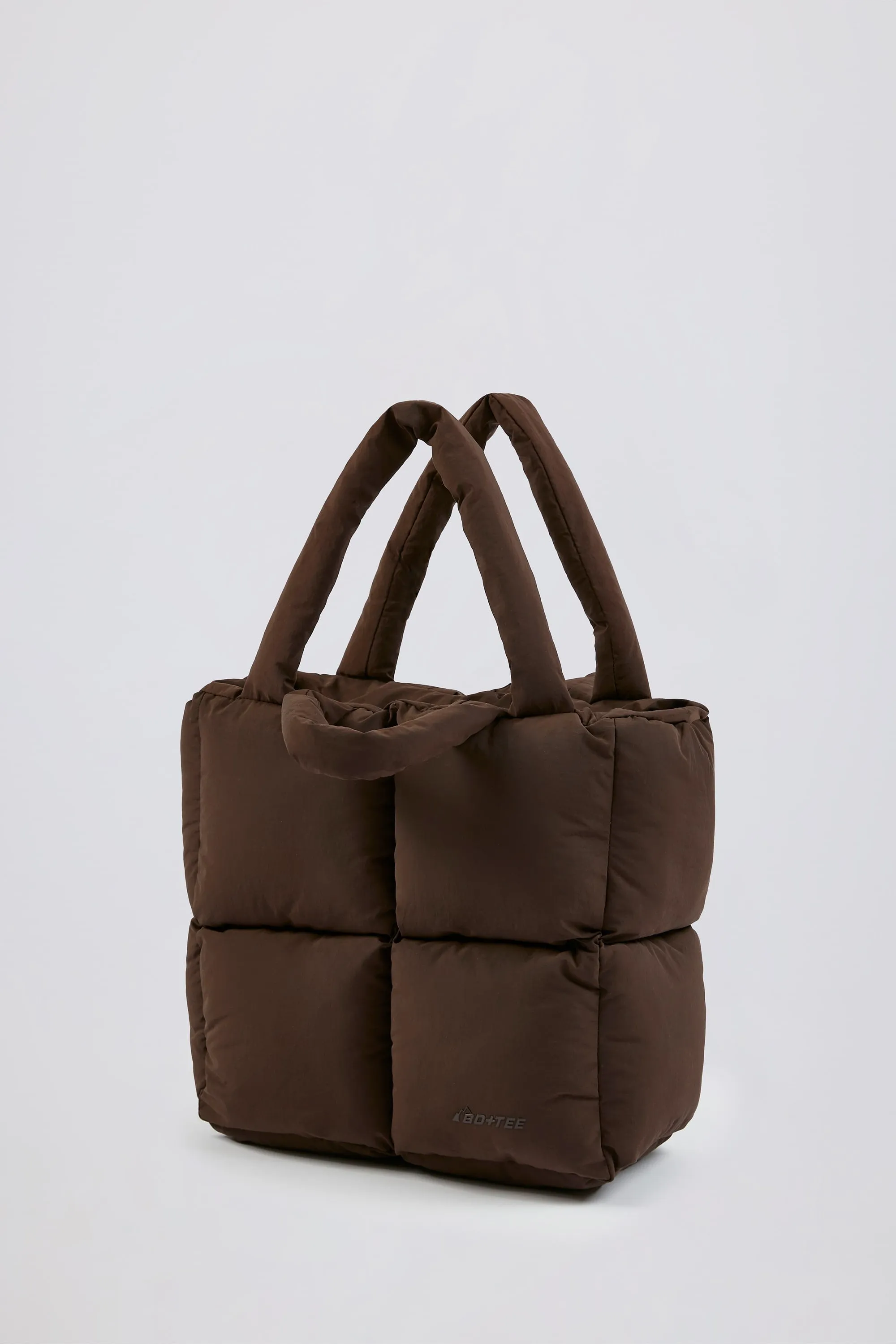 Arctic - Quilted Puffer Bag in Mahogany