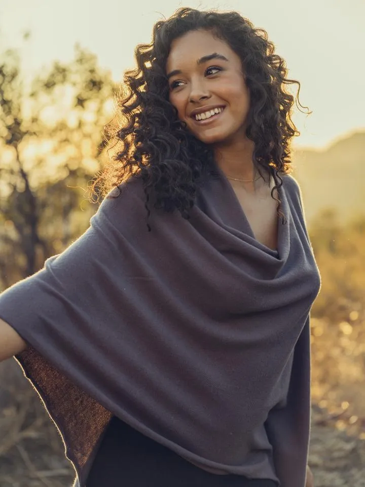 Be Love - Yoga Poncho Heather Grey