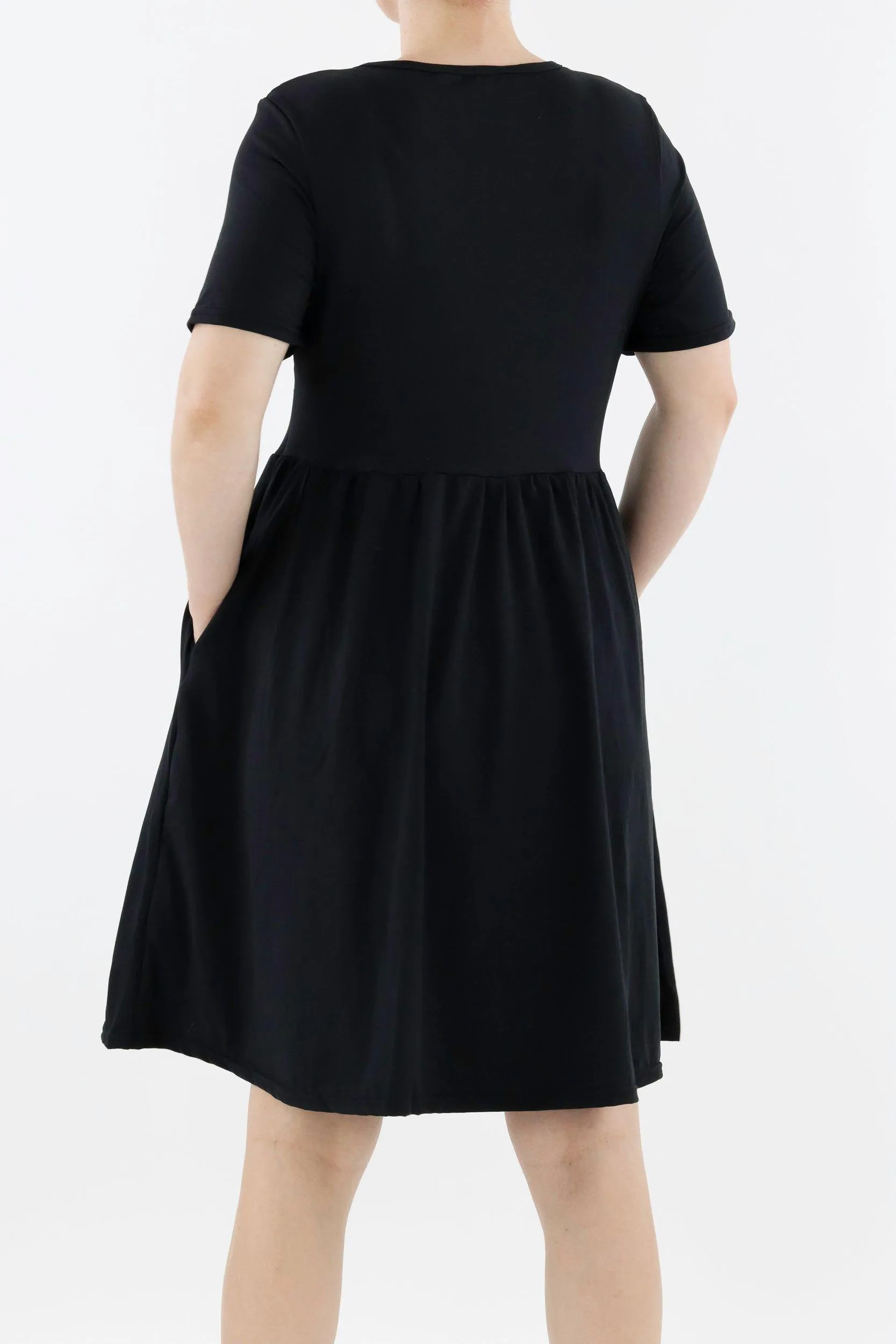 Black - Short Sleeve Skater Dress - Knee Length - Side Pockets