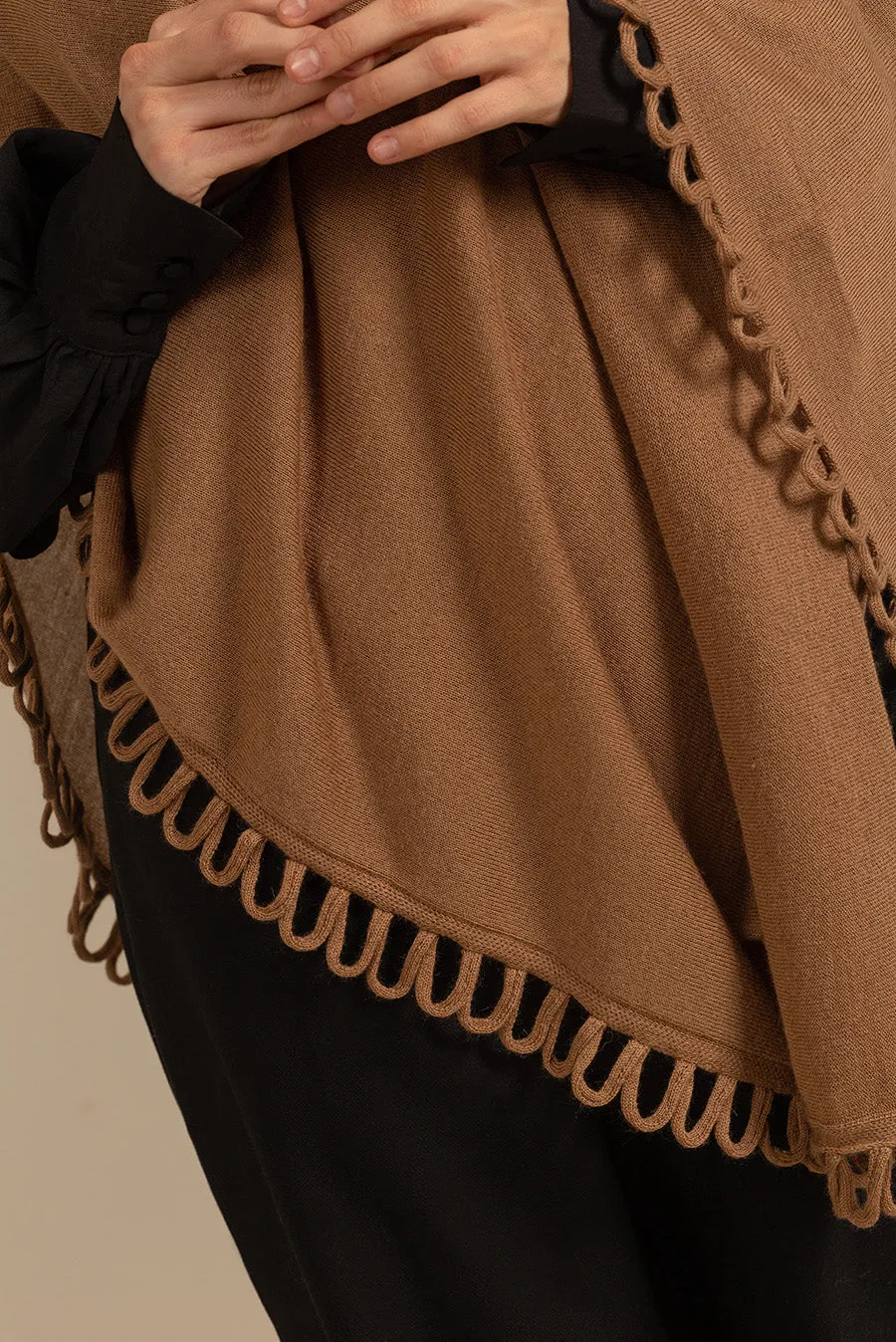 Bruma Poncho Alpaca 16 Color Camel