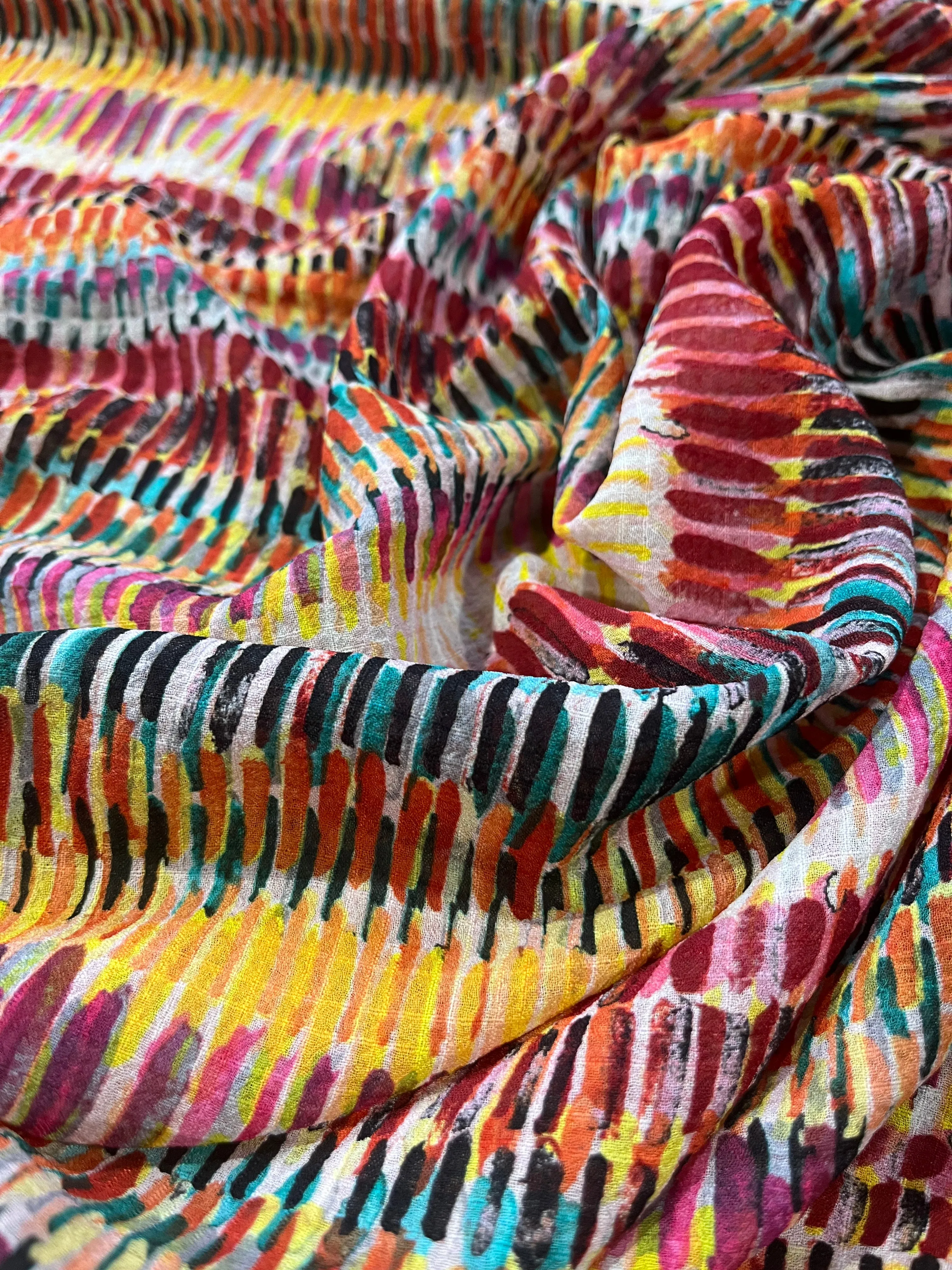 C02 ISABELLE 002 Seersucker ethnical stripes print