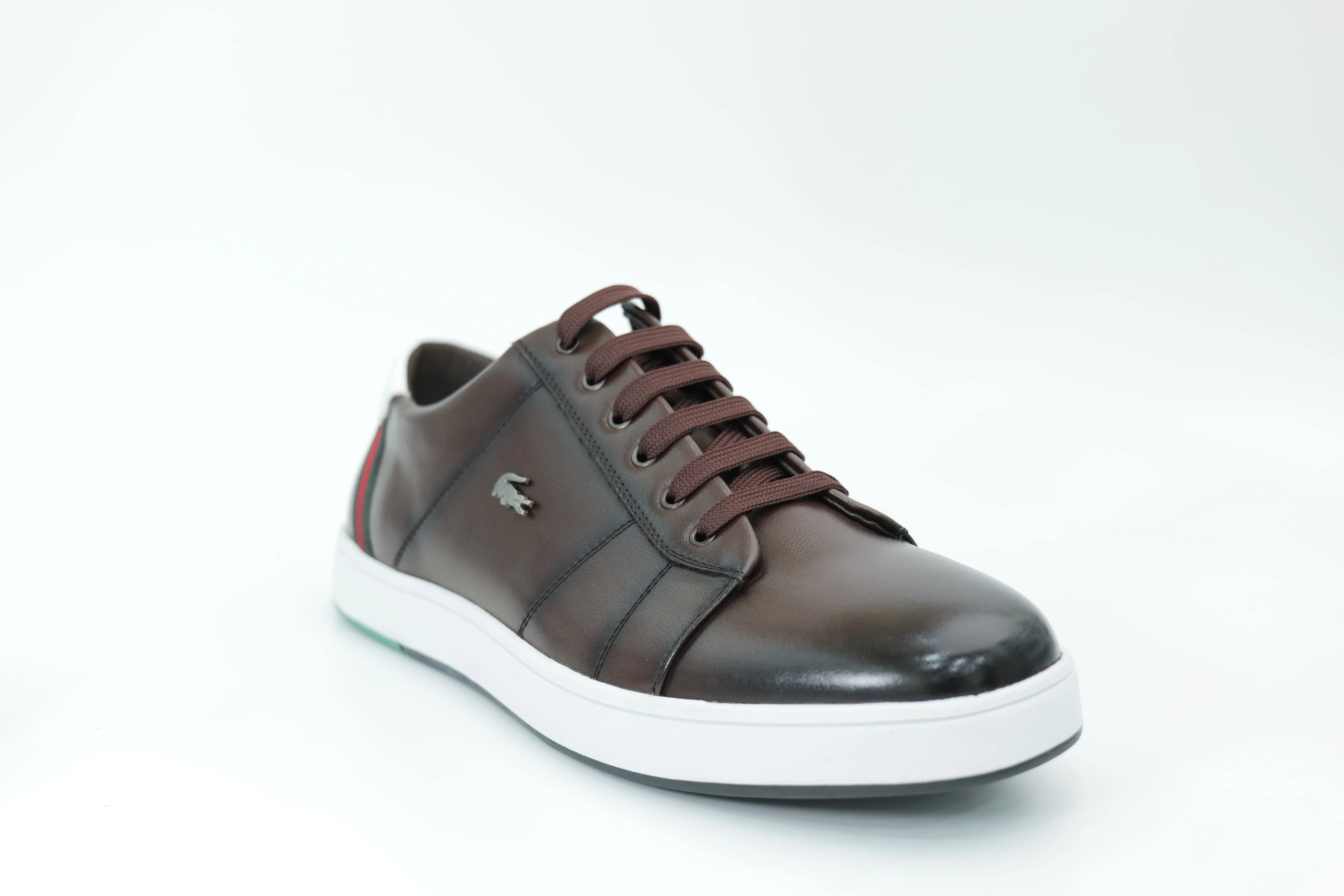 Casual sneakers
