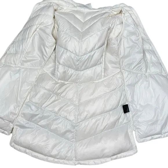 Curations Caravan White Quilted Packable Down Winter Coat - Size M