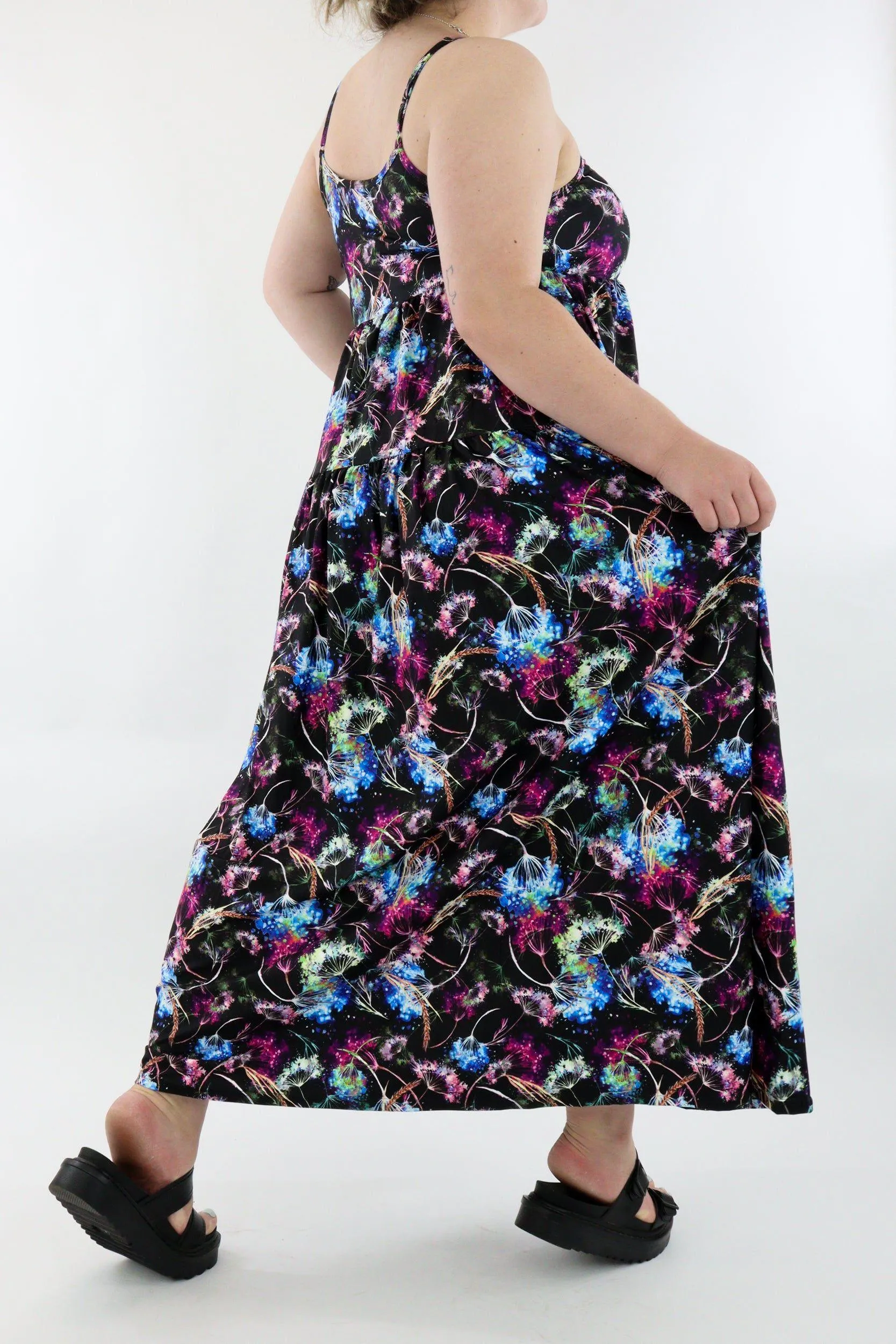Dazzle Dandelion - Strappy Maxi Dress - Pockets