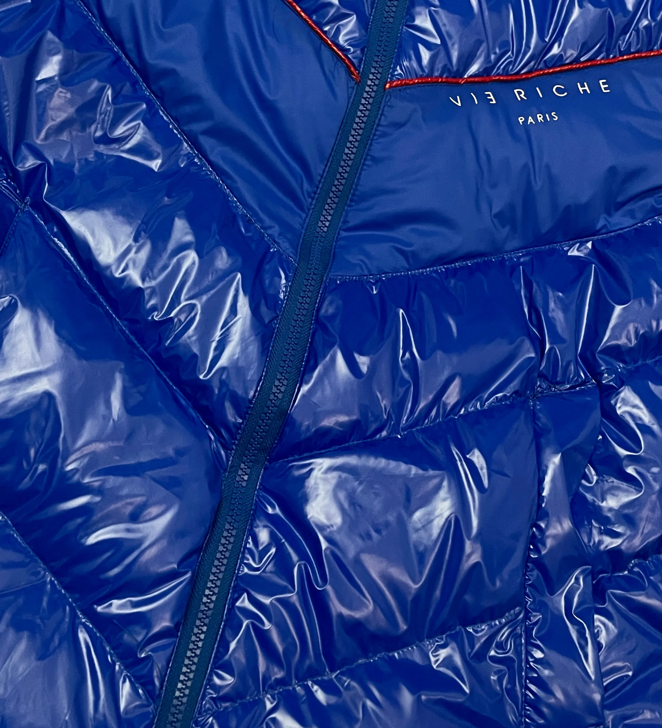 Diagonal tonal elongated bubble