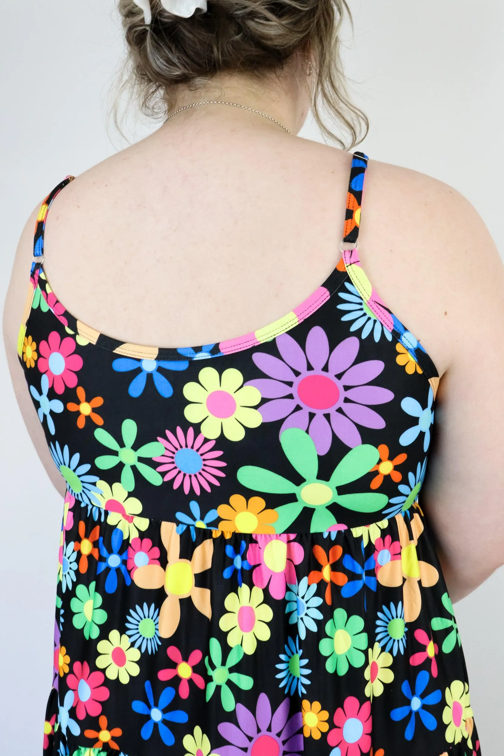 Flower Power - Strappy Maxi Dress - Pockets