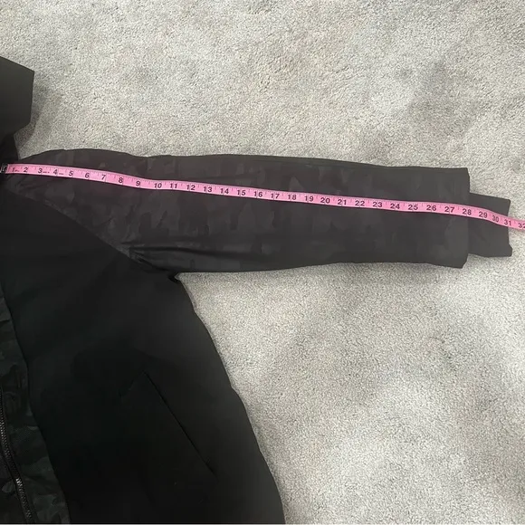 GAP Fit Recycled Fit Black Puffer Coat Women’s Sz L