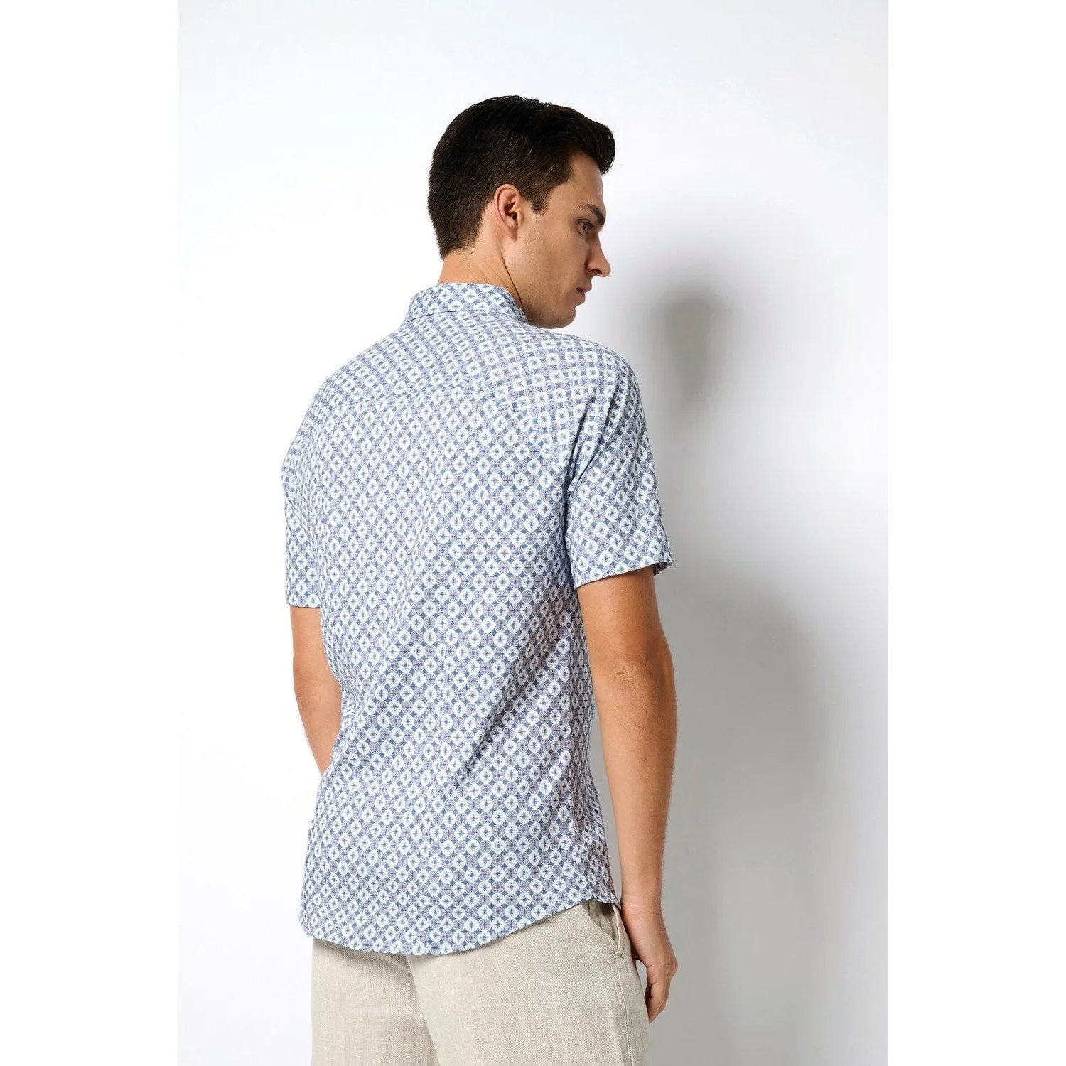 GEOMETRIC PRINT S/S SHIRT