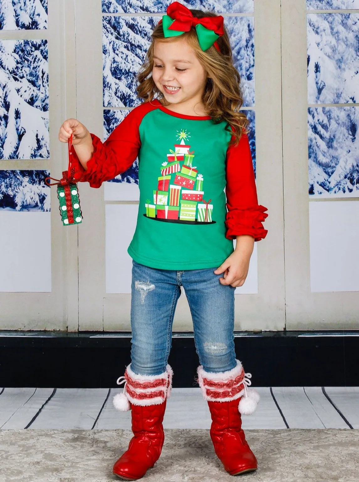 Girls Christmas Themed Long Ruffled Sleeve Raglan Top