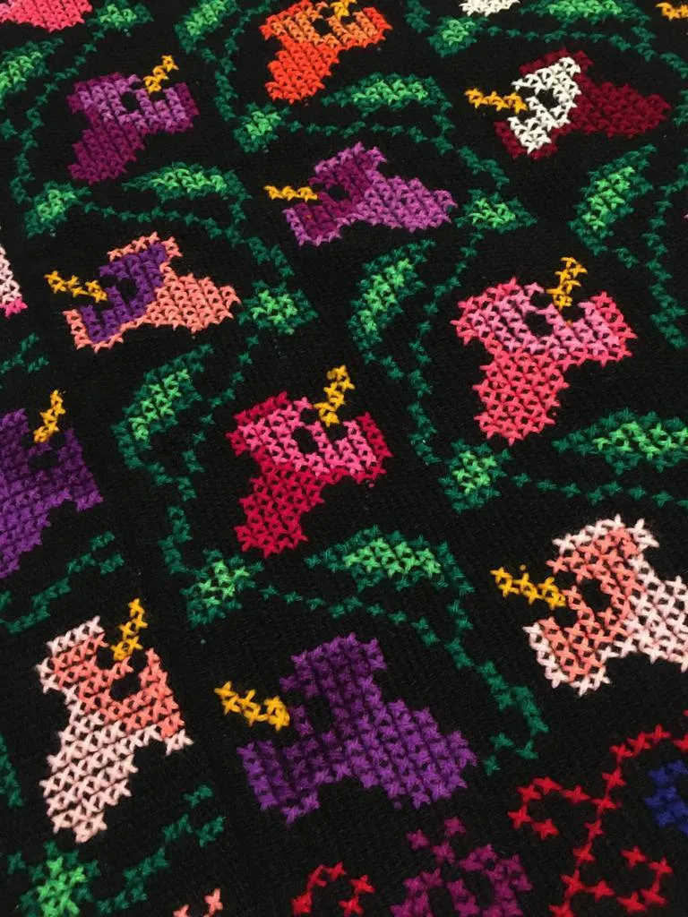 Hand Embroidered Mexican Poncho - Mañanita - Punto de Cruz - Poncho Mexicano