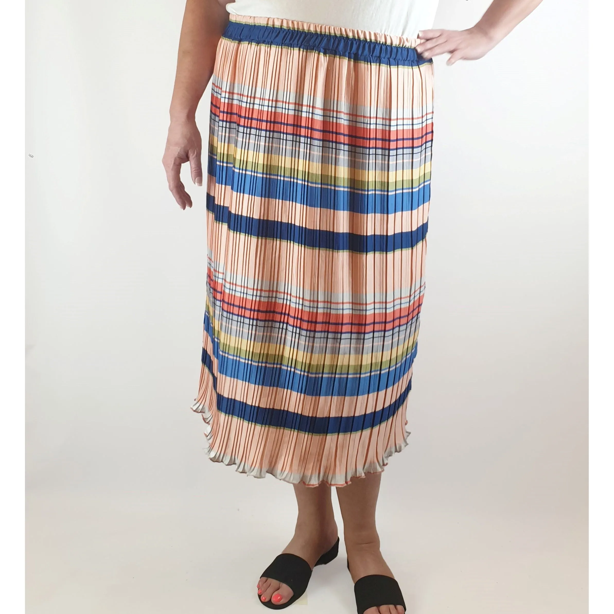 Handpicked by Birds colourful horizontal striped and pleated skirt size 22 (best fits size 18-20)