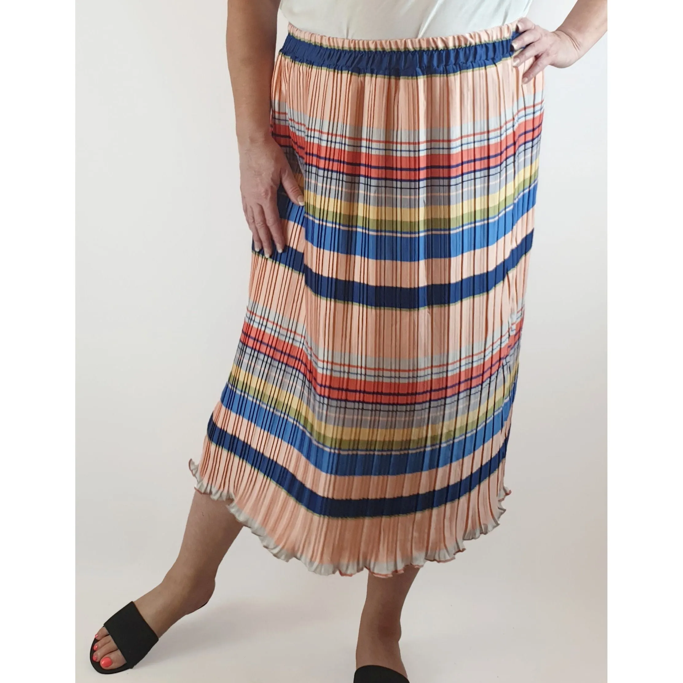 Handpicked by Birds colourful horizontal striped and pleated skirt size 22 (best fits size 18-20)