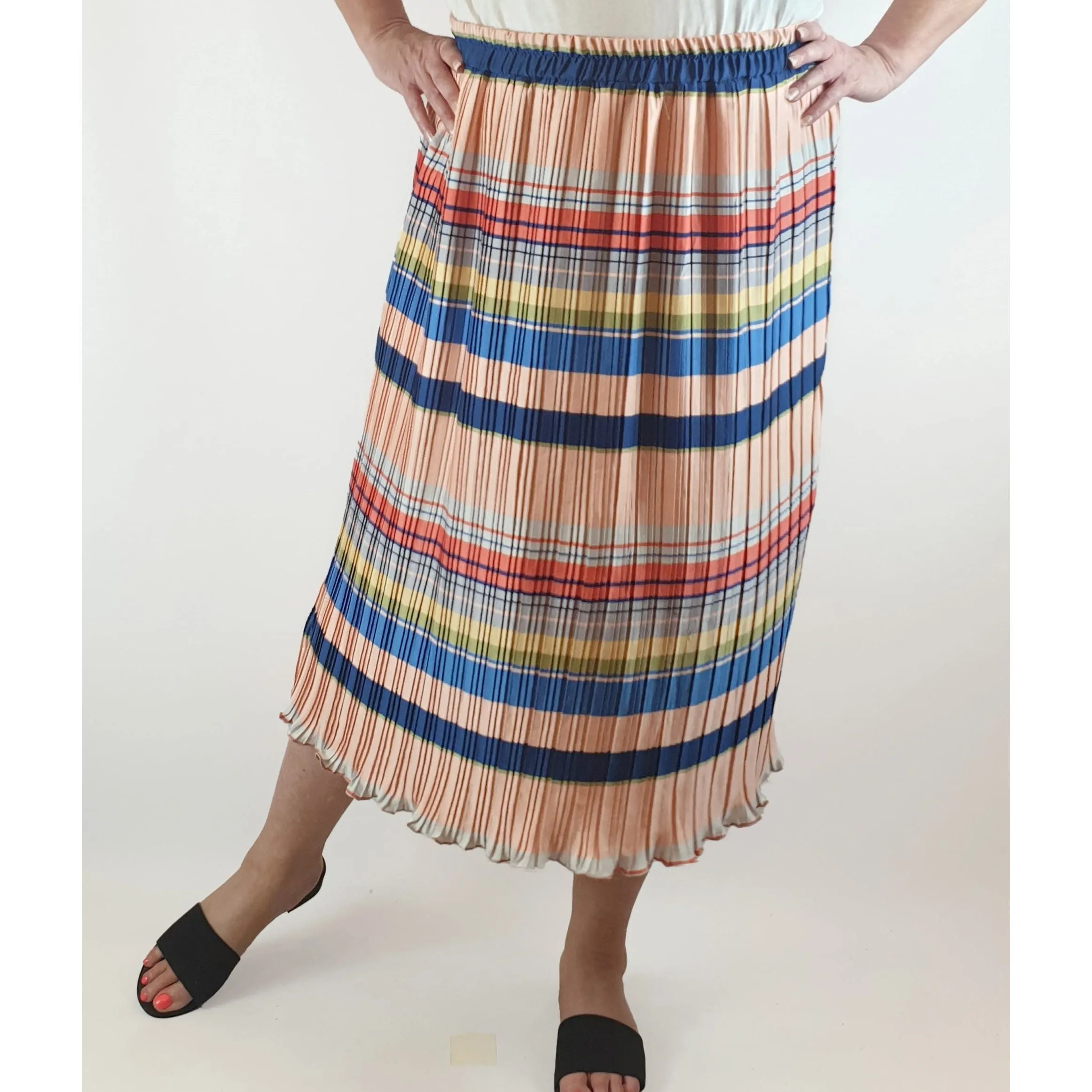Handpicked by Birds colourful horizontal striped and pleated skirt size 22 (best fits size 18-20)