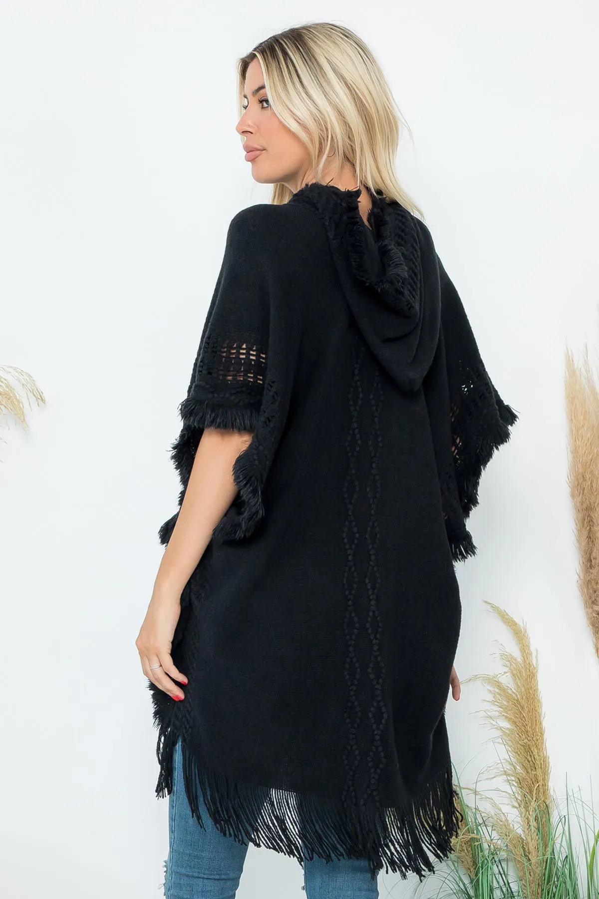HDF4000 - DIAMOND PATTERN KNITTED FRINGE WARMER PONCHO