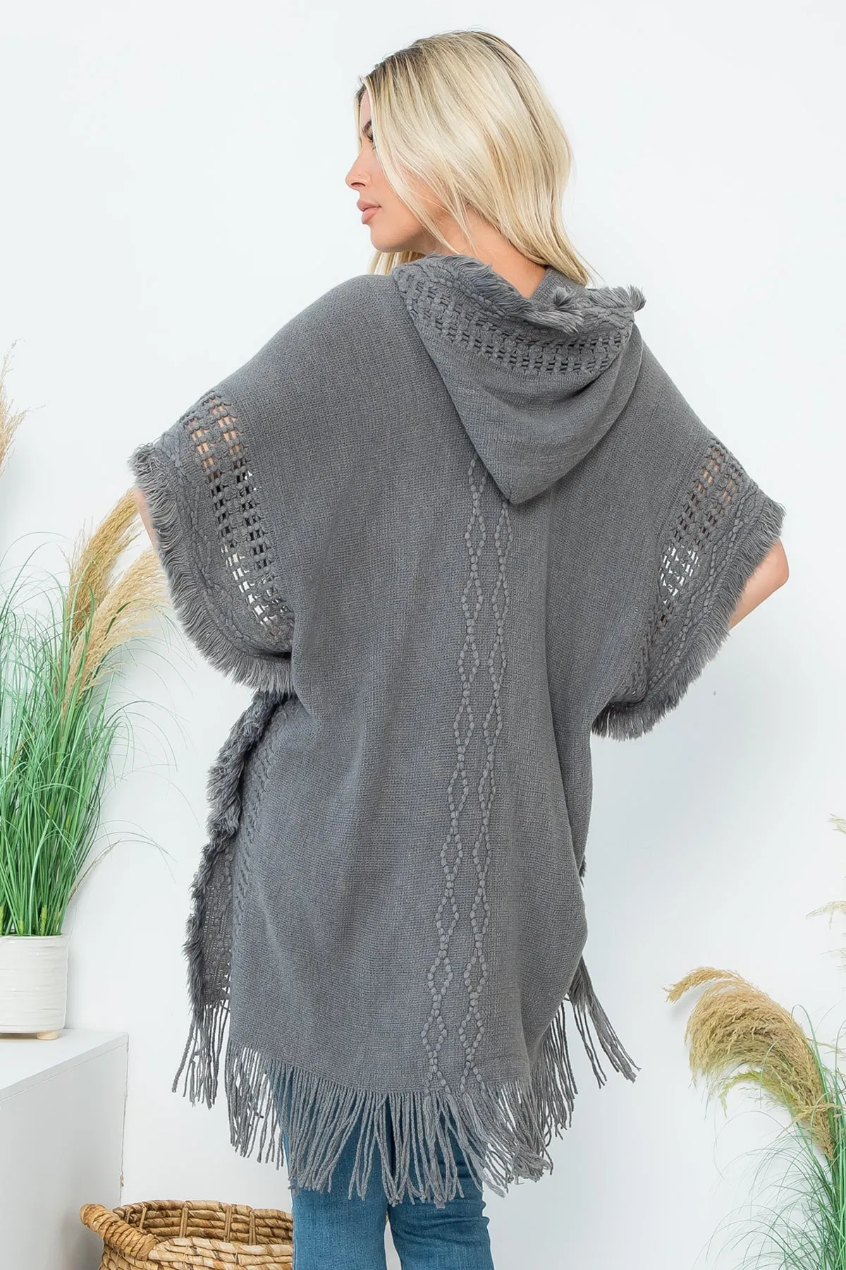 HDF4000 - DIAMOND PATTERN KNITTED FRINGE WARMER PONCHO