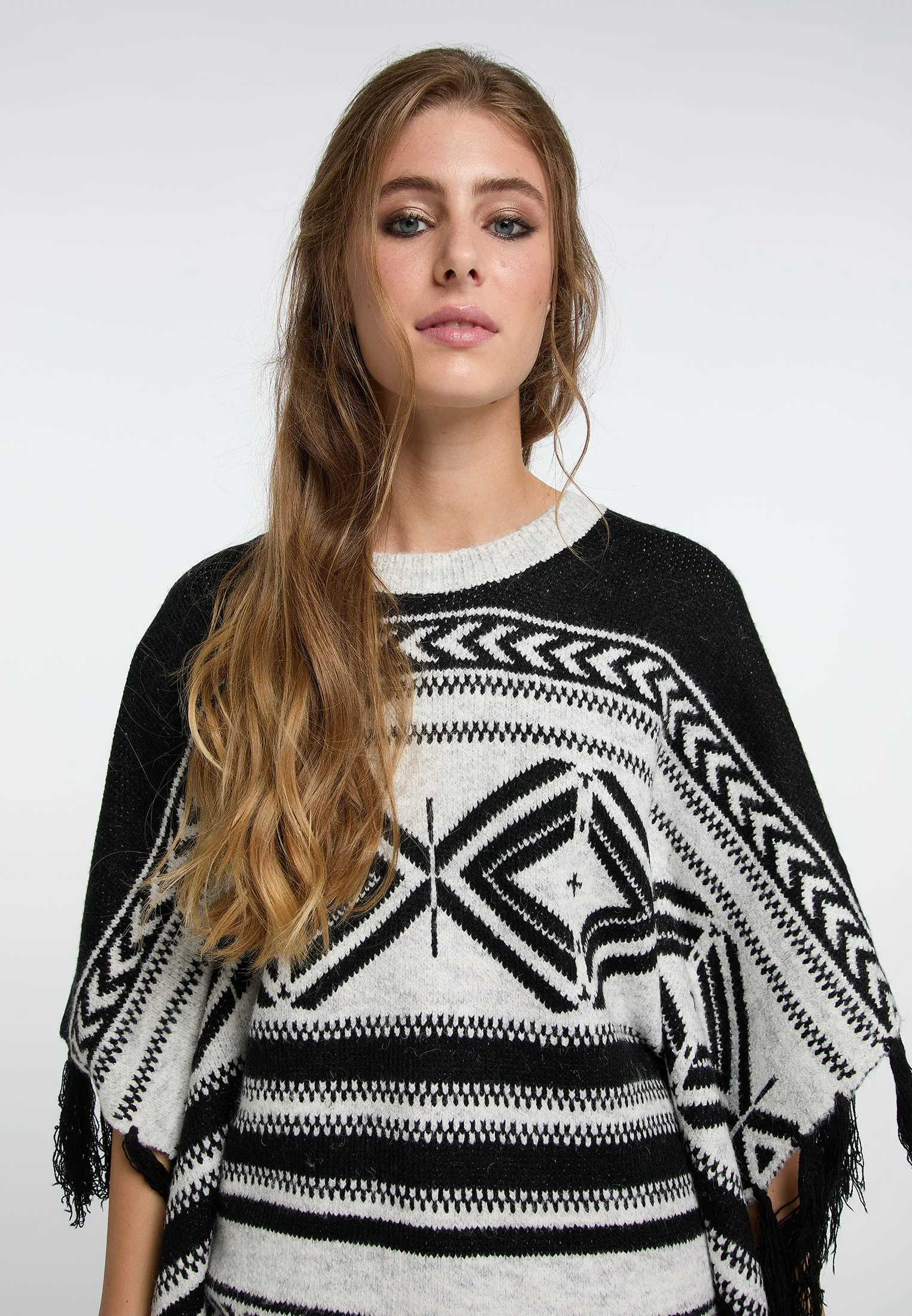 IZIA Women's Poncho