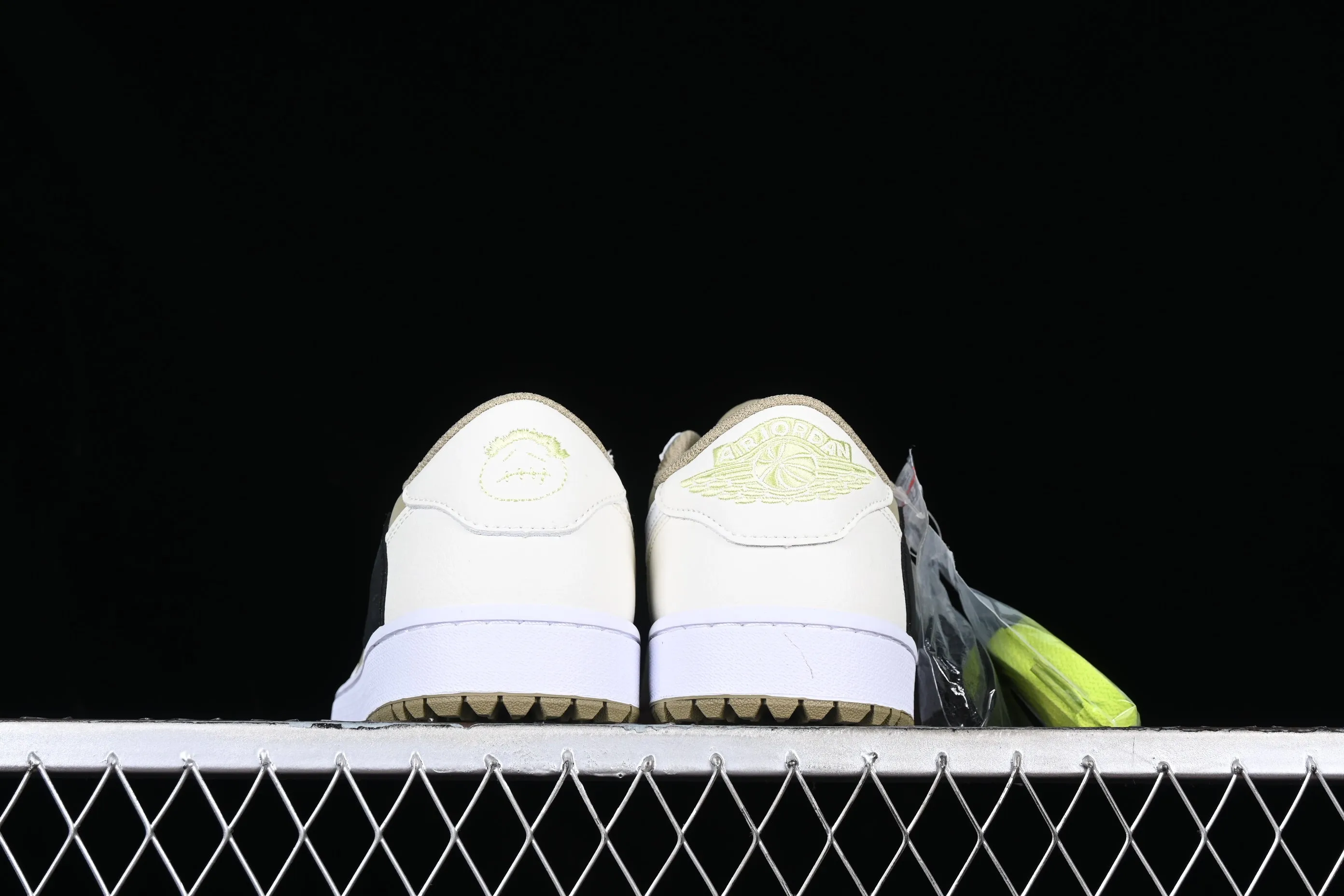 J 1 Retro Low Golf Travis Scott Neutral Olive