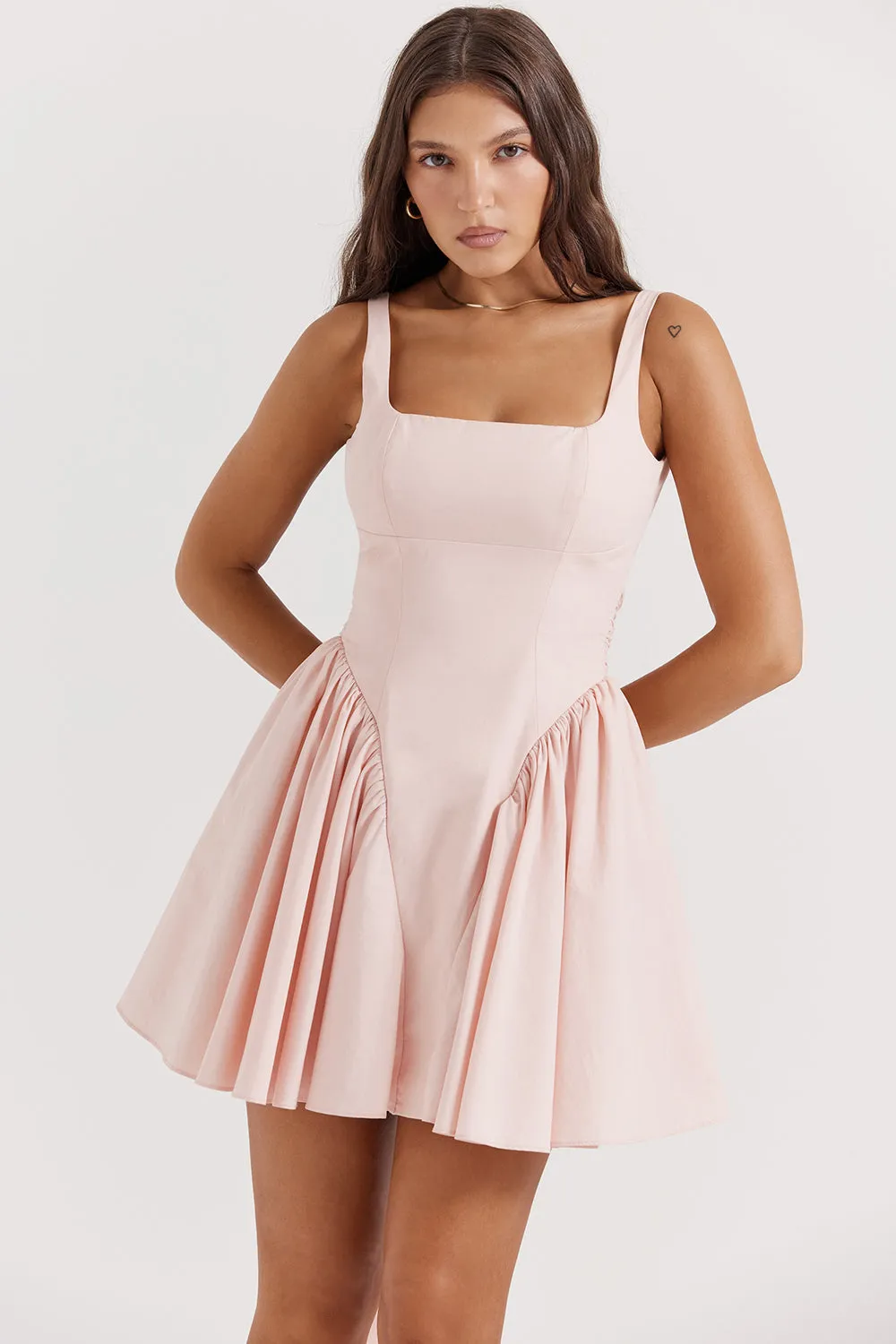 Jasmine – Chic & Comfortable Women’s Trendy Dress