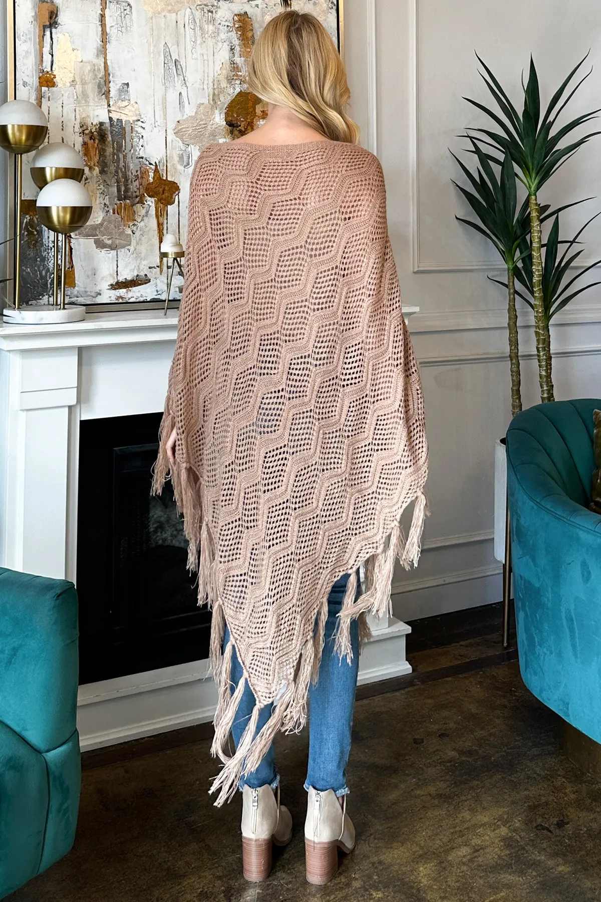 KNITTED NET WAVE PATTERN FRINGE TASSEL PONCHO