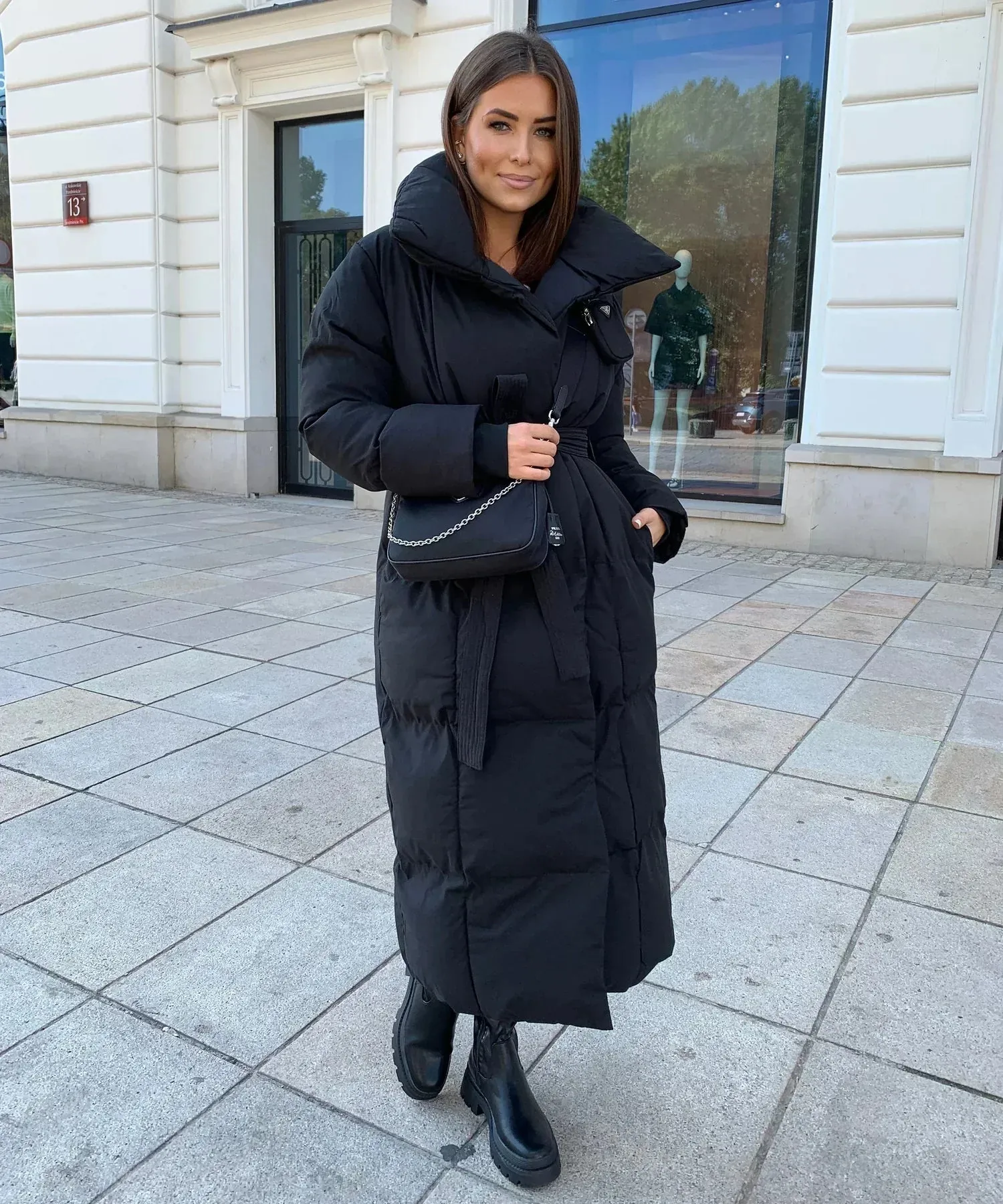 Lange Pufferjacke mit Gürtel Beige - Selene