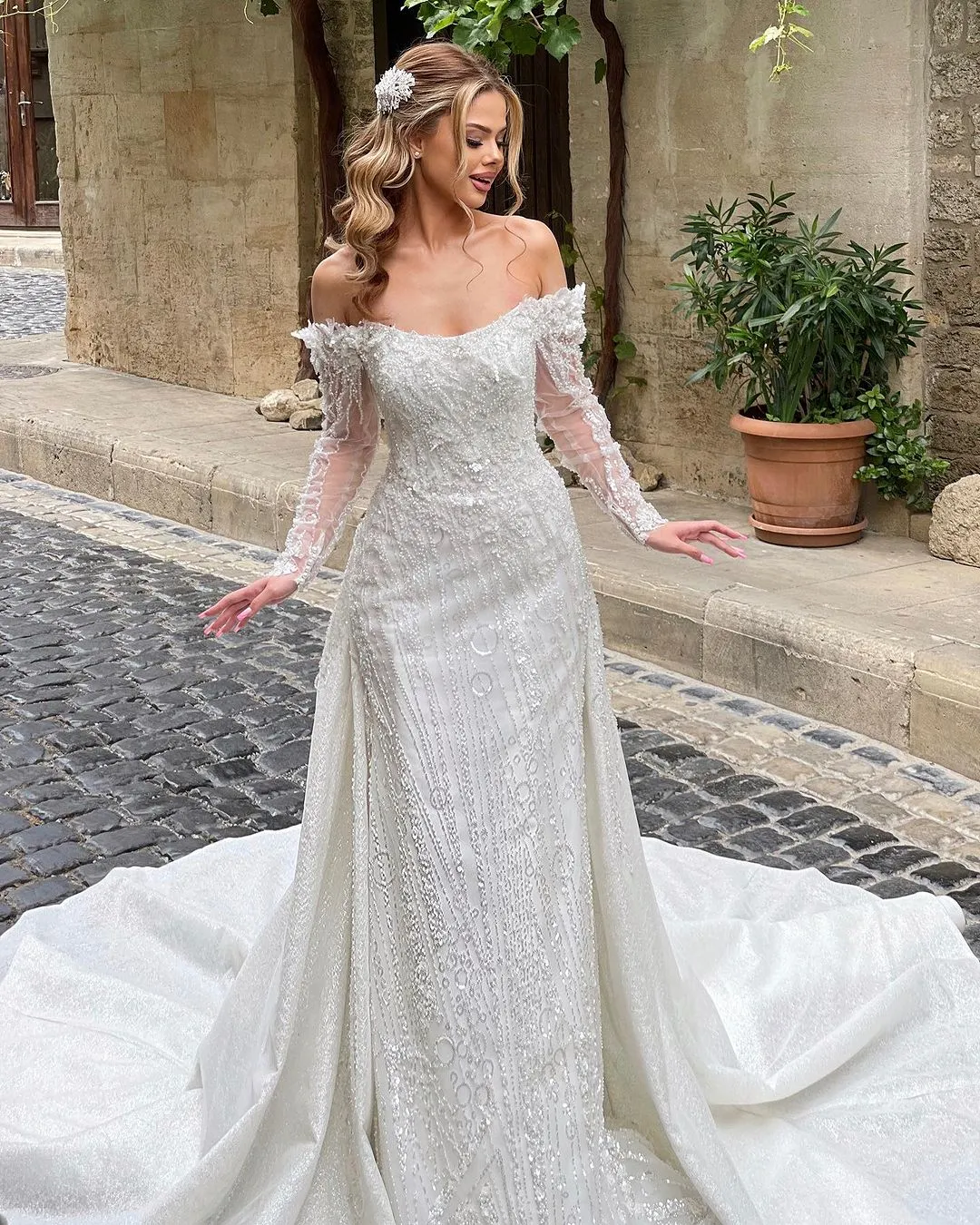 Luxurious Long Ivory Off-the-shoulder Lace Beading Long Sleeves Bridal Wear Long