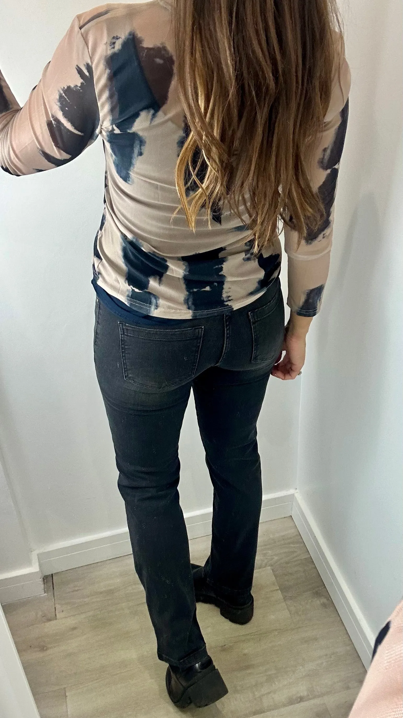 MARBLE PRINTED SHEER TOP