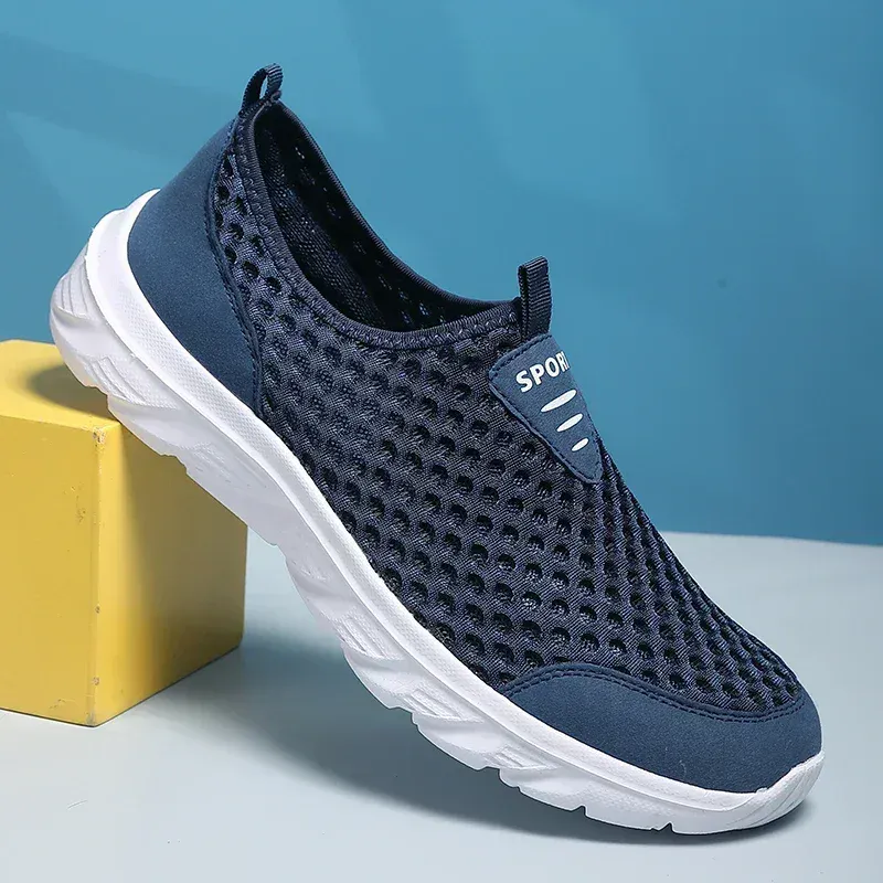 Men's Lightweight Anti-Slip Running Training Walking Mesh Sneakers
