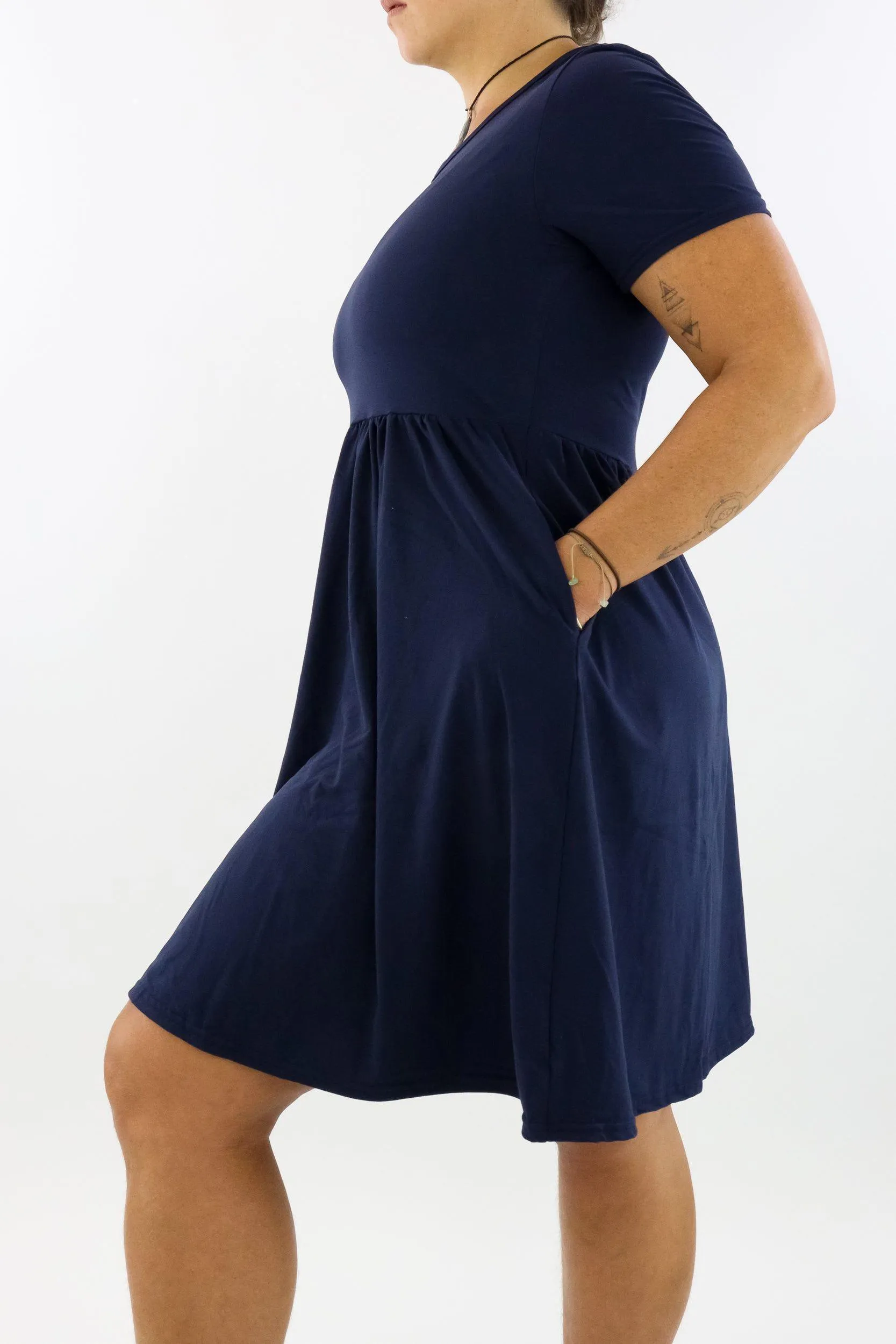 Navy - Short Sleeve Skater Dress - Knee Length - Side Pockets