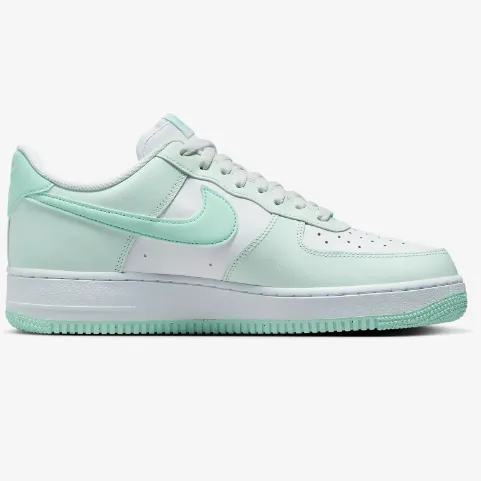 Nike Air Force 1 '07
