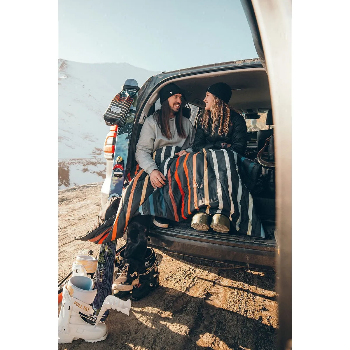 Nomadix Puffer Blanket