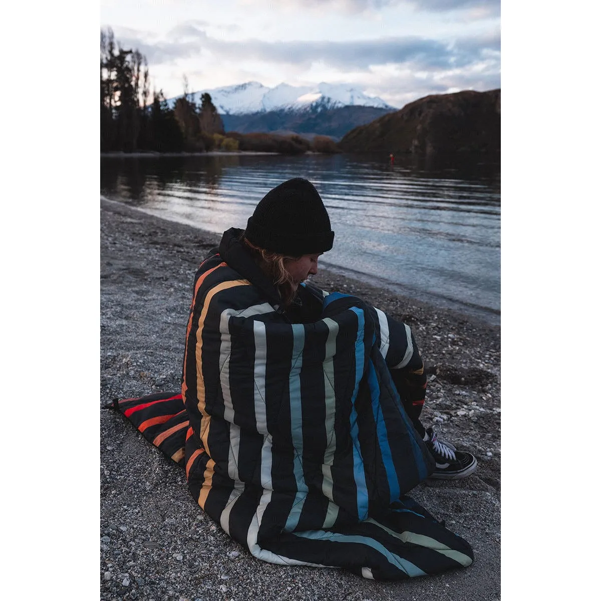 Nomadix Puffer Blanket
