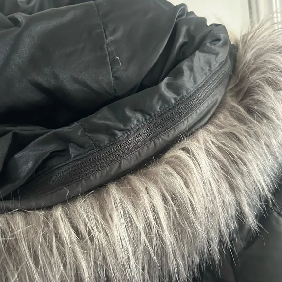 Northface Faux Fur Hooded Puffer Jacket