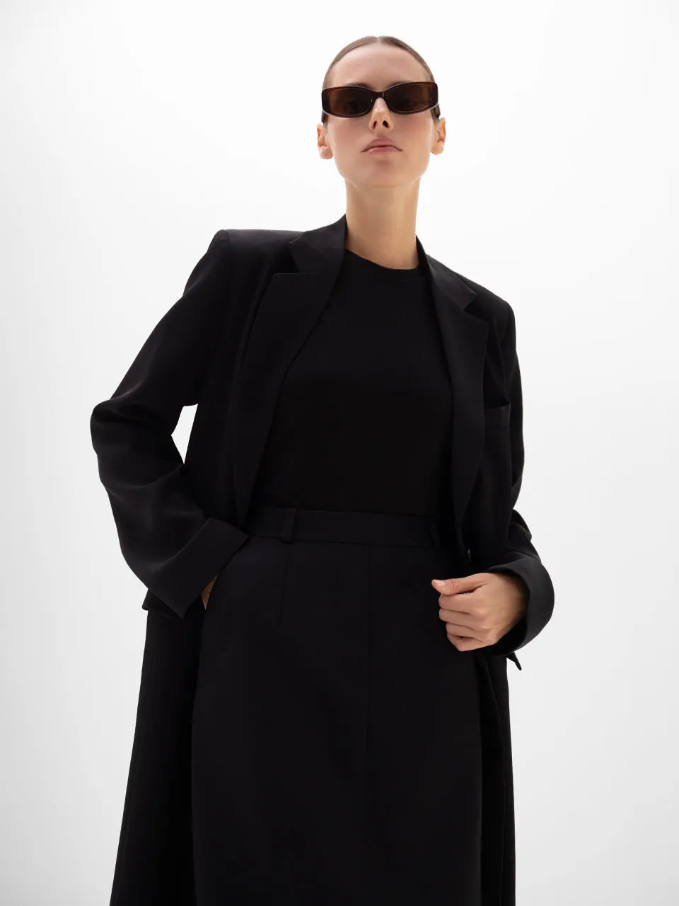 Noura Signature Long Blazer
