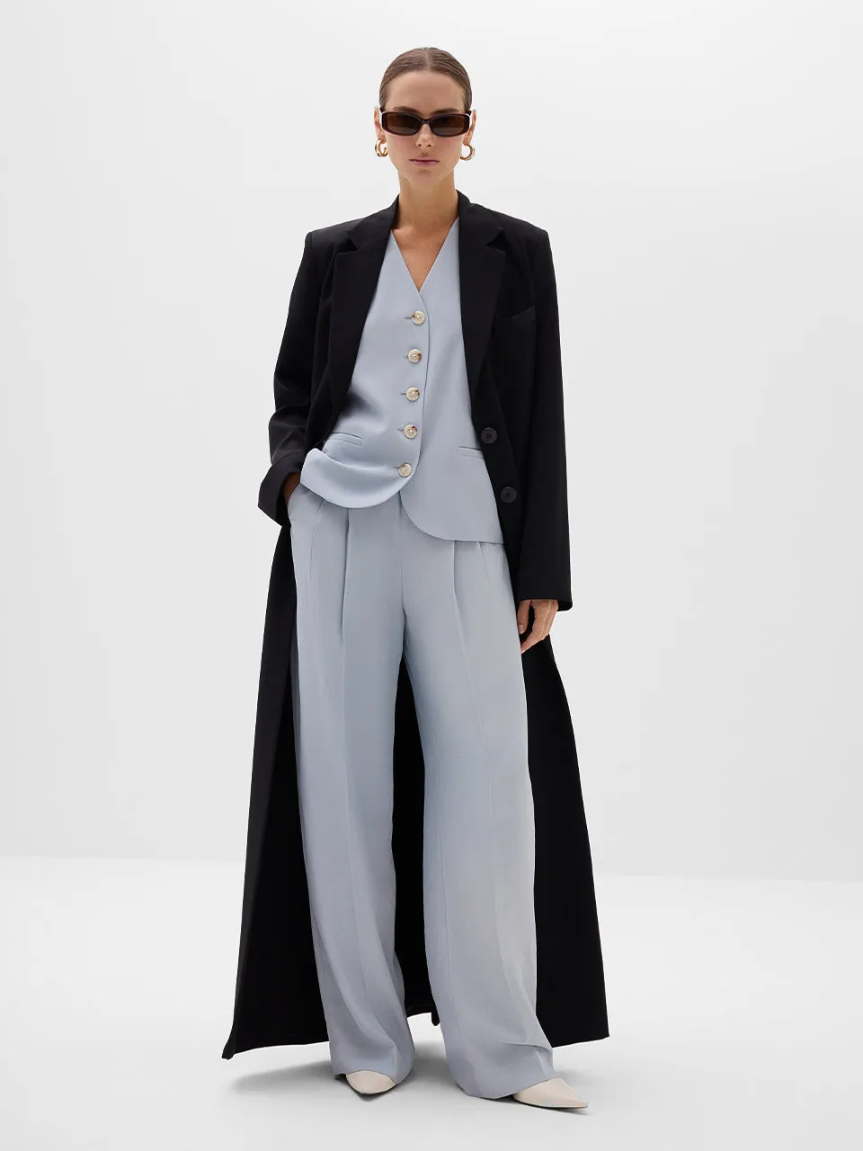 Noura Signature Long Blazer