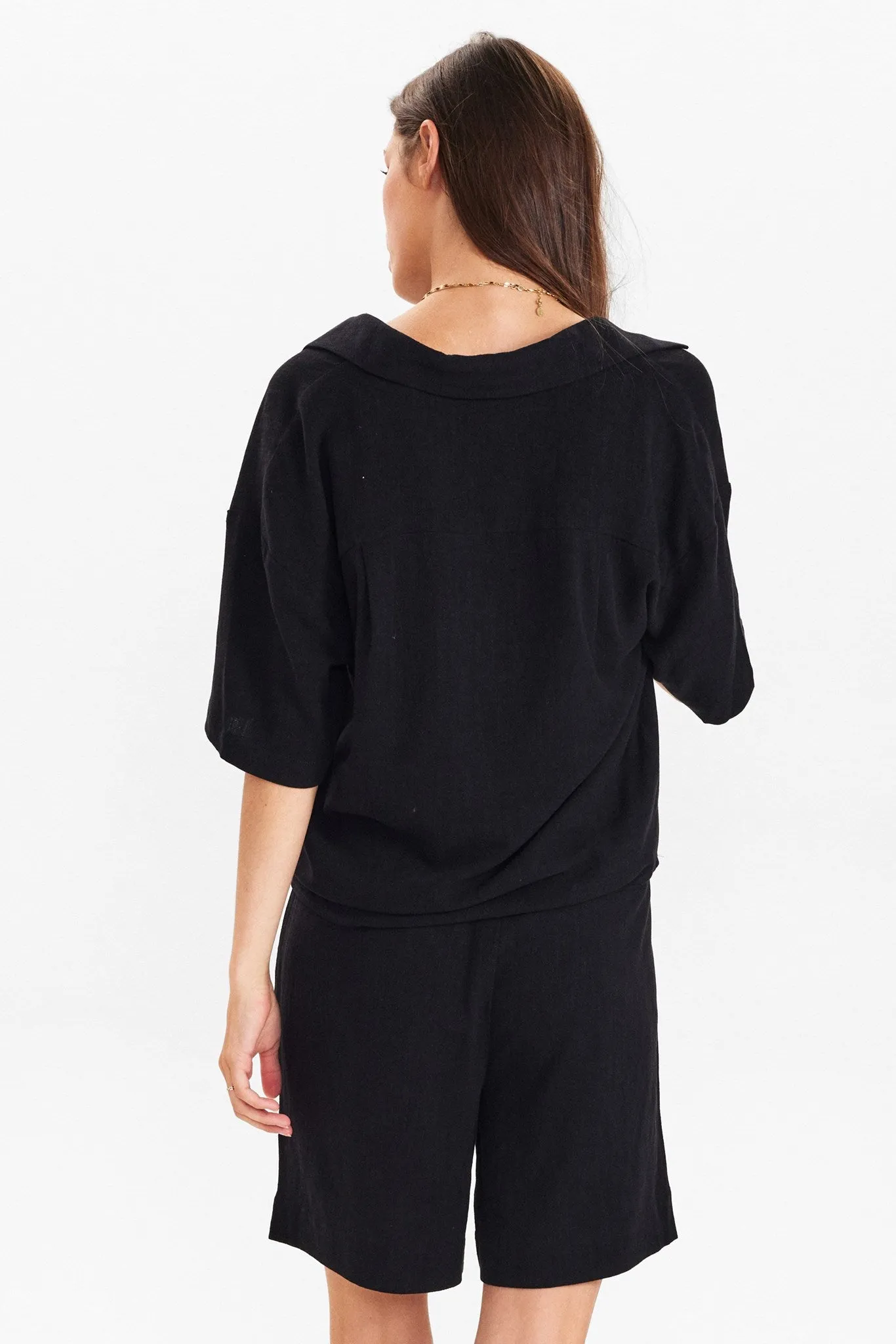 NUSASSIE S/S SHIRT - Caviar