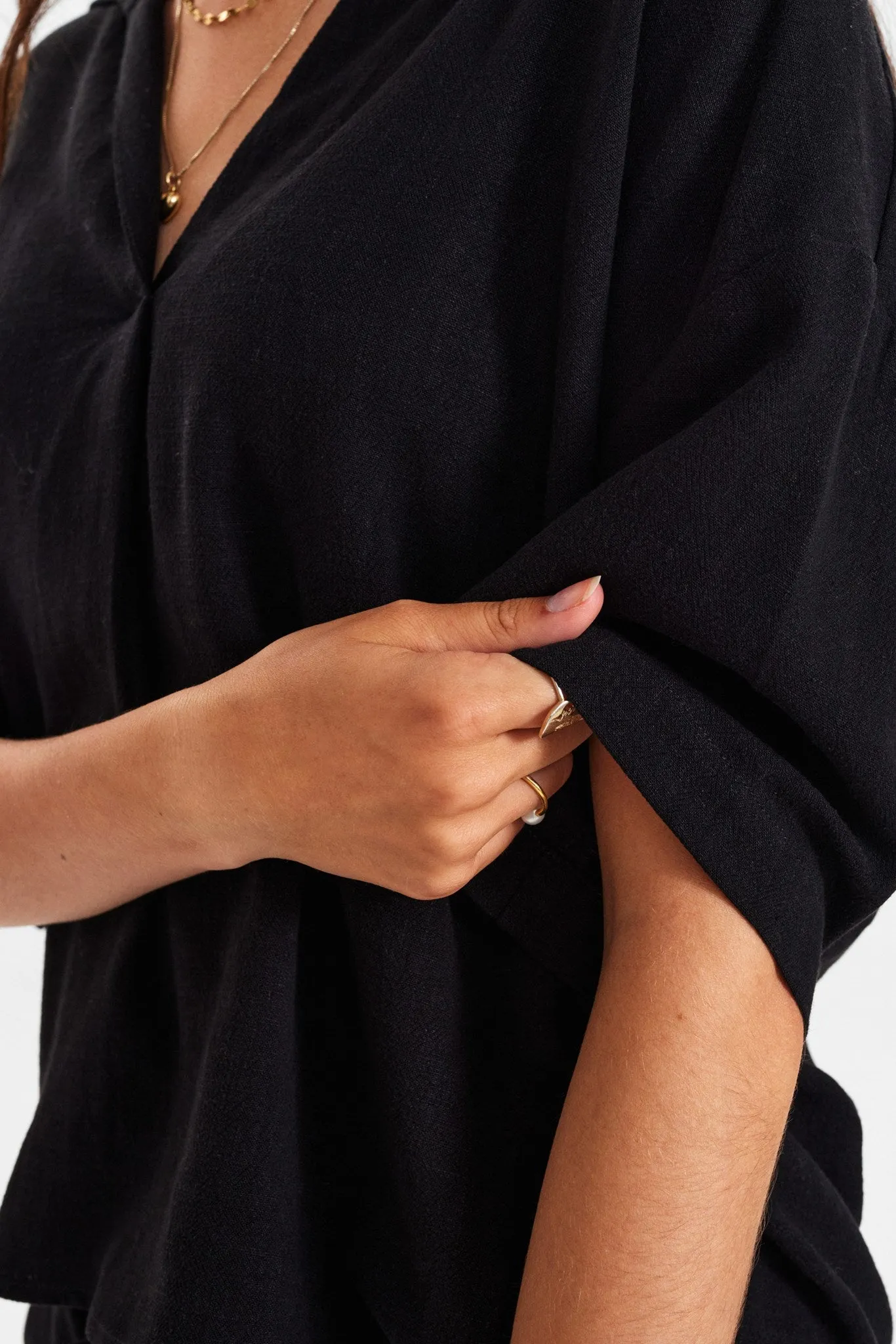 NUSASSIE S/S SHIRT - Caviar