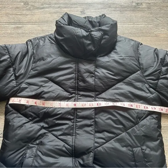 NWT New York and Company Short Zip-Front Puffer Jacket Ultra-Puff Collection