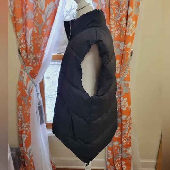 Nylon Oversize Puffer Vest