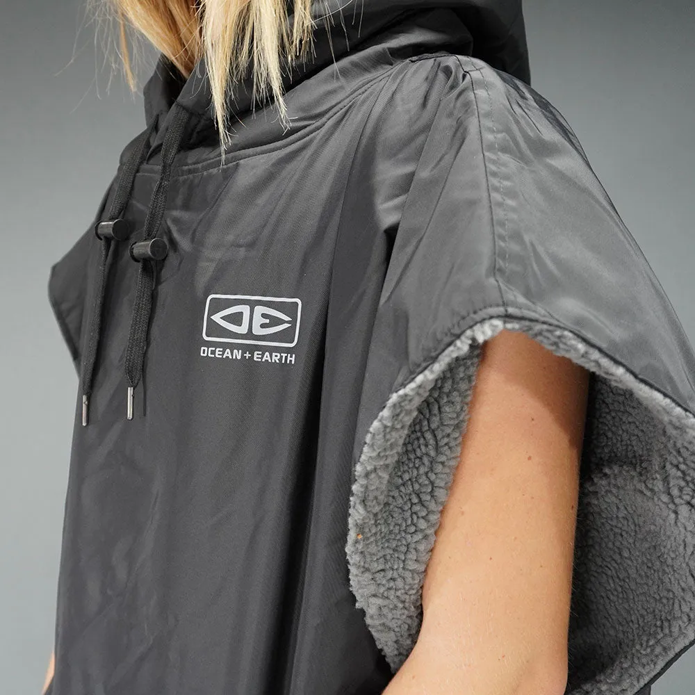 Ocean and Earth Perfect Storm Hooded Waterproof Robe Black