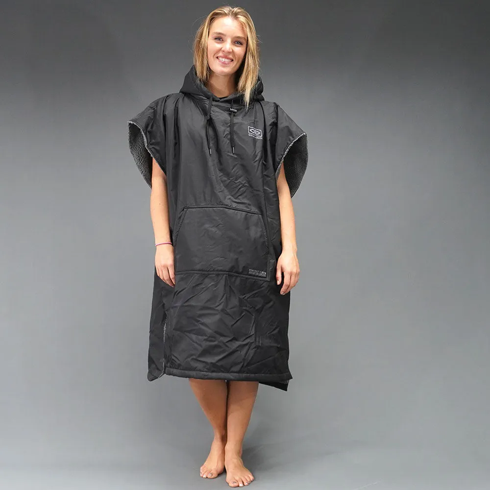 Ocean and Earth Perfect Storm Hooded Waterproof Robe Black