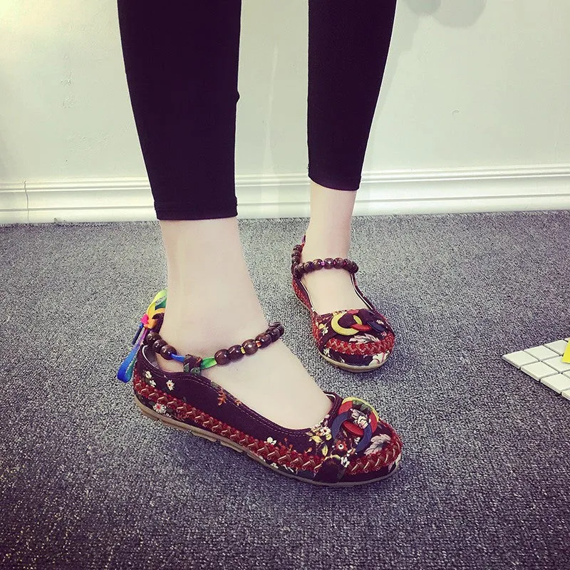 Old Beijing Cloth Shoes National Wind Color Bandage Shallow Mouth Single Shoes Retro Beaded Embroidered Women's Shoes Large Size