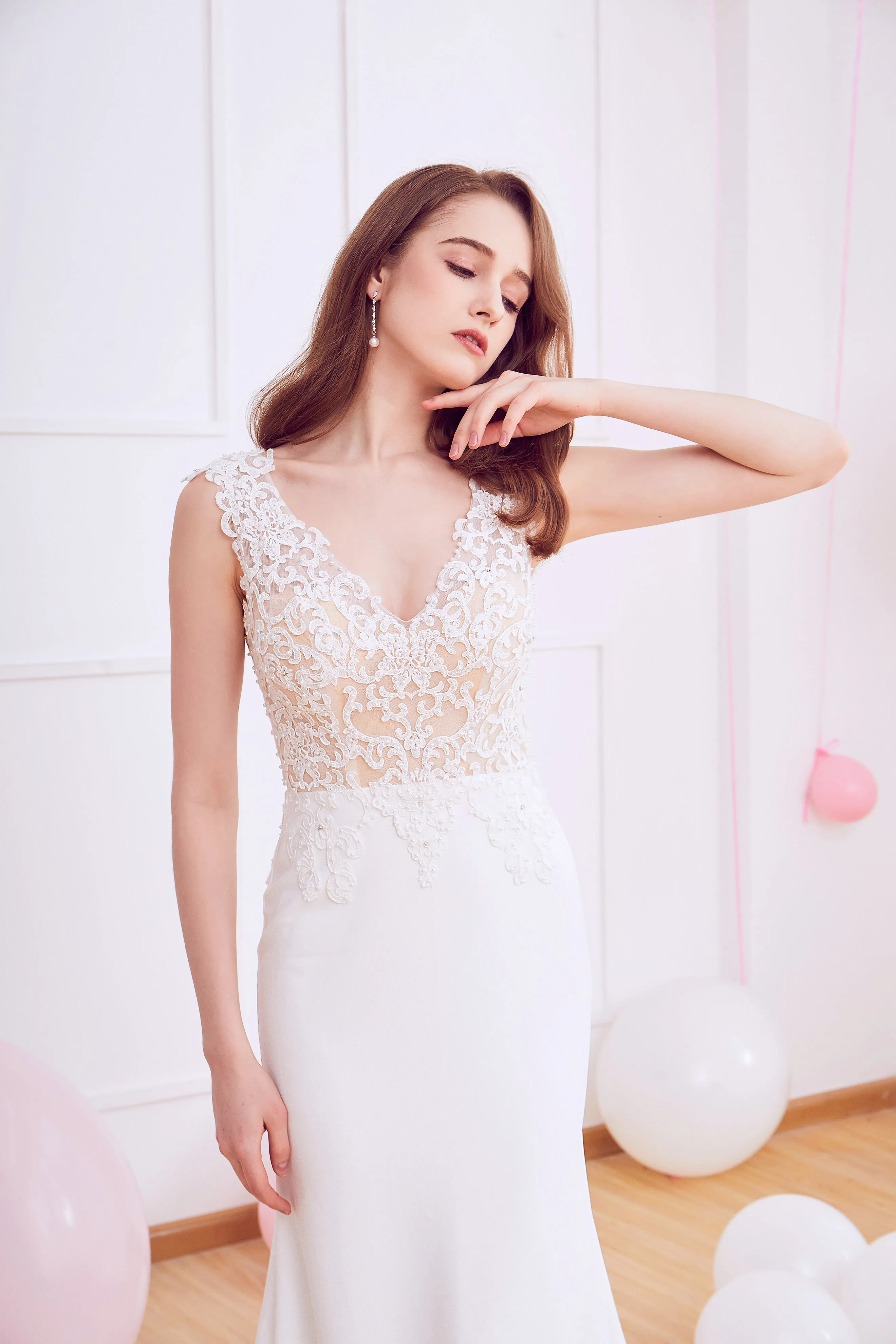 Olivia - Selena Huan Venice Fosted Embroidery Lace V-neck crepe gown