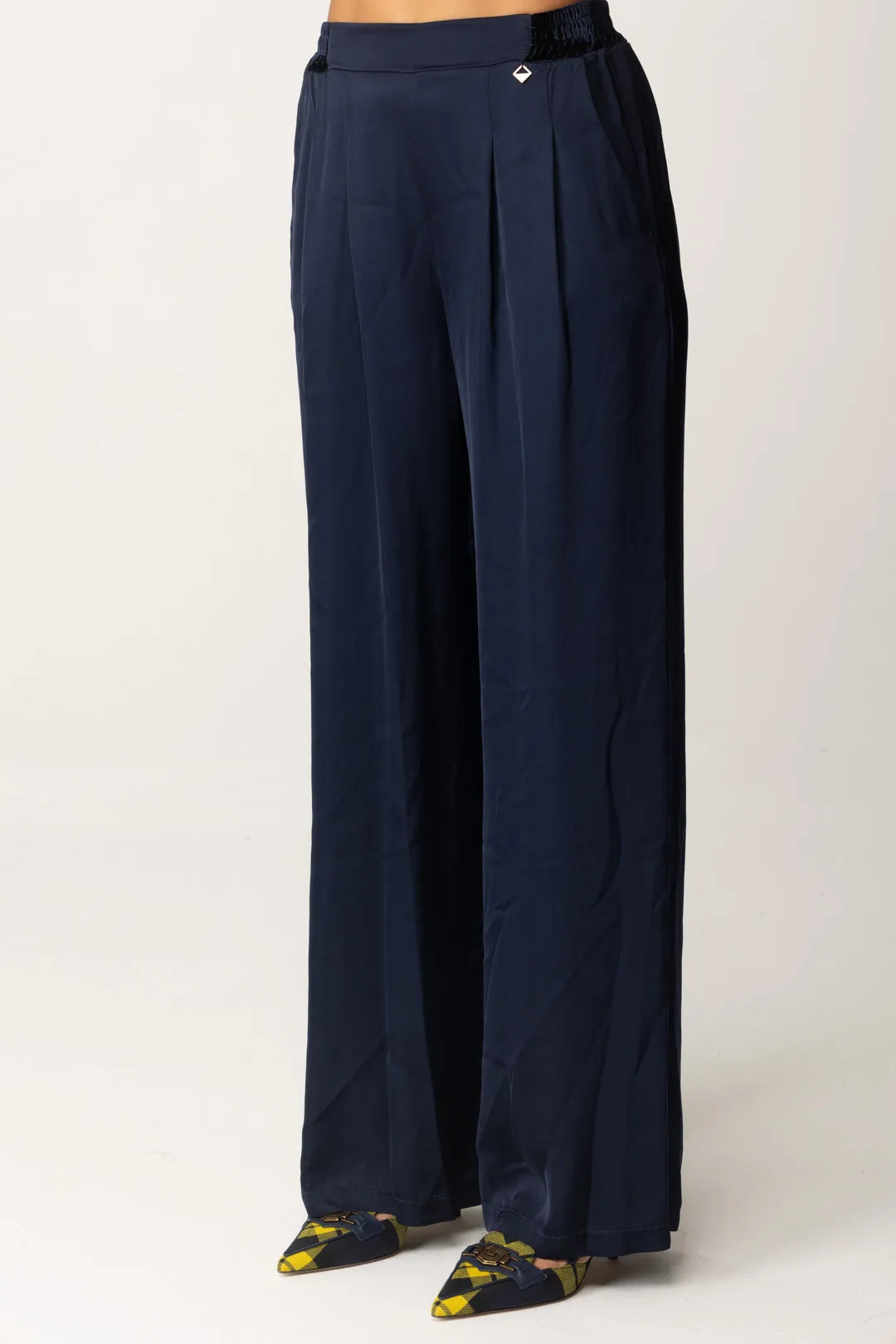 Pantaloni Palazzo con Dettagli In Velluto