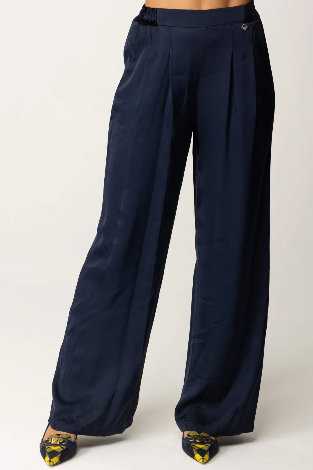 Pantaloni Palazzo con Dettagli In Velluto
