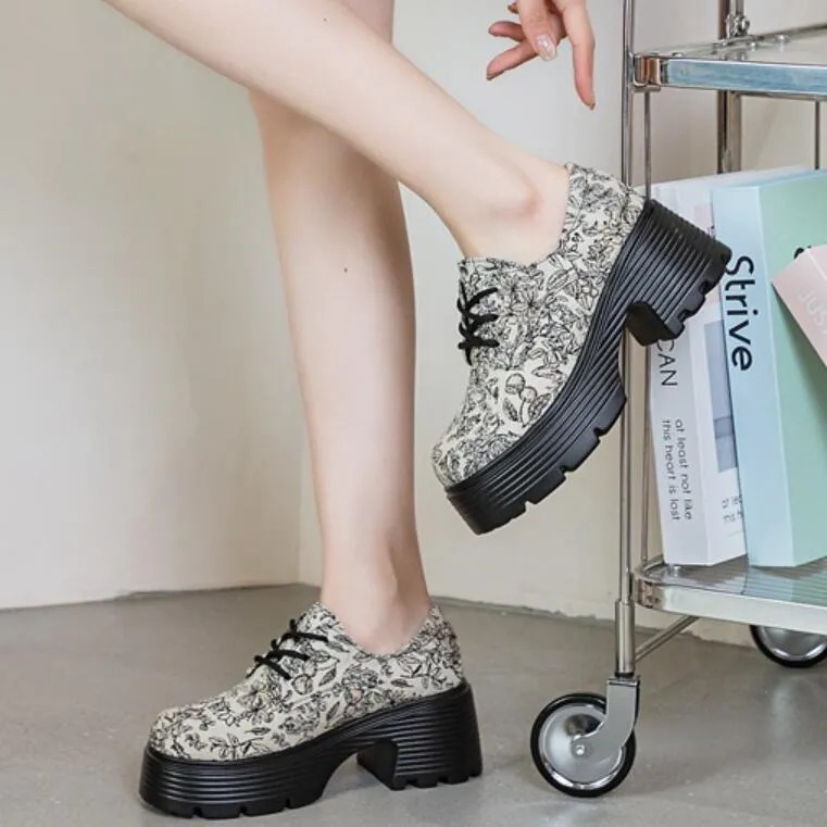 Petite Size Thicksole Embroidery Casual Shoes MS524