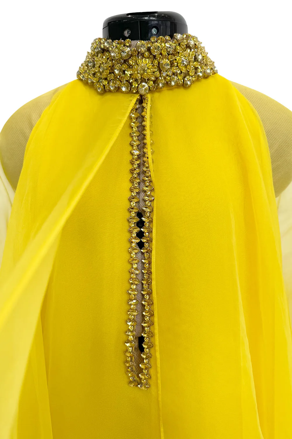 Prettiest Pre-Fall 2020 Gucci by Alessandro Michele Yellow Silk Dress Caftan w Jewel Collar & Front